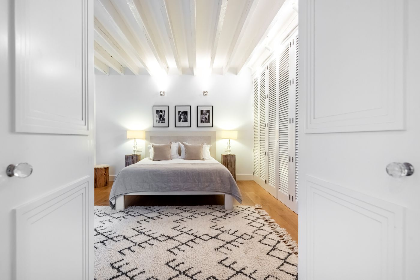 Double bedroom at Casa Blanca