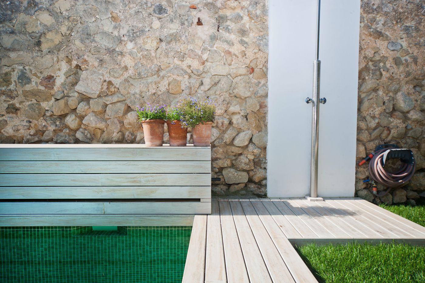 Outdoor shower at Casa Blanca