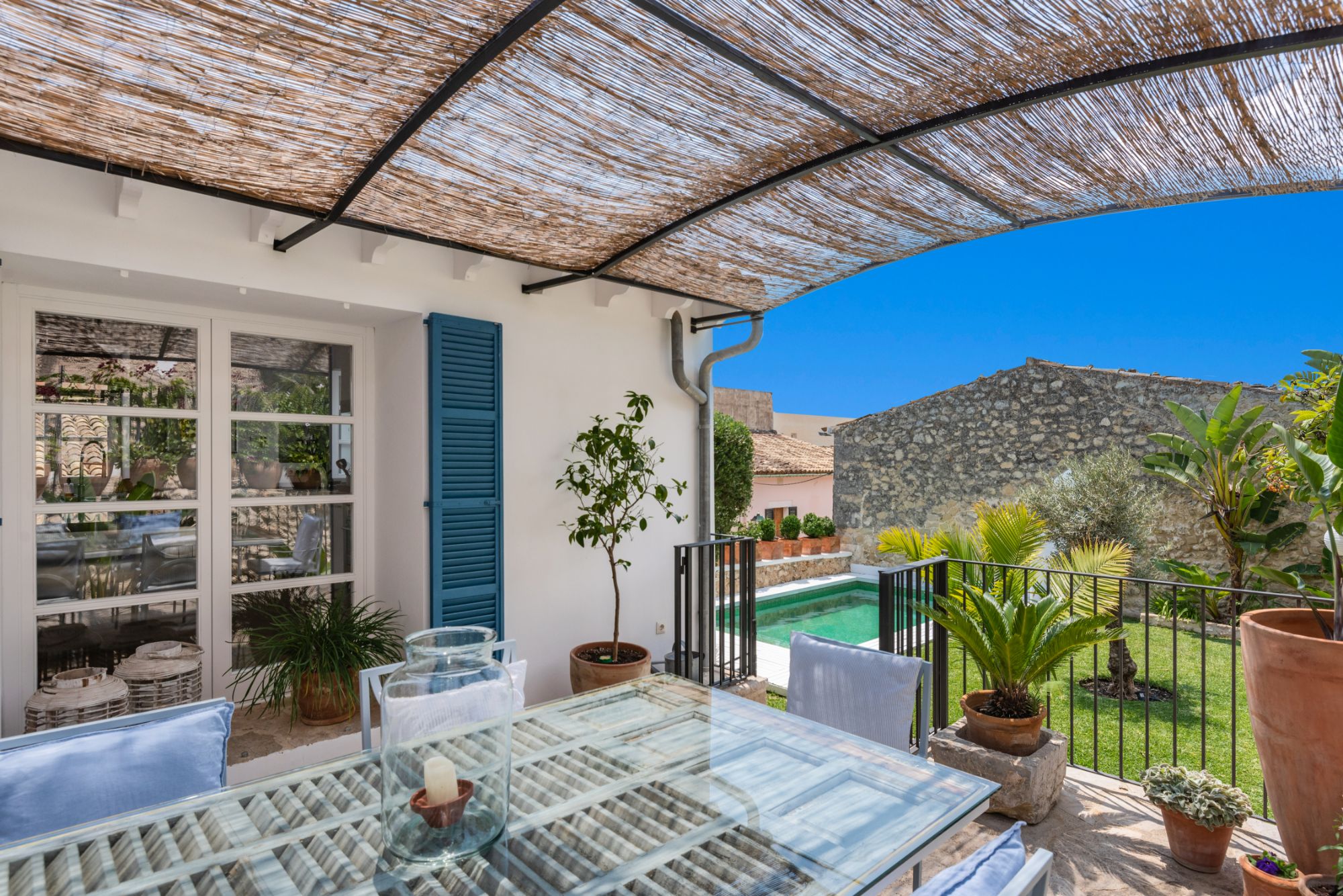 Outdoor dining terrace at Casa Blanca