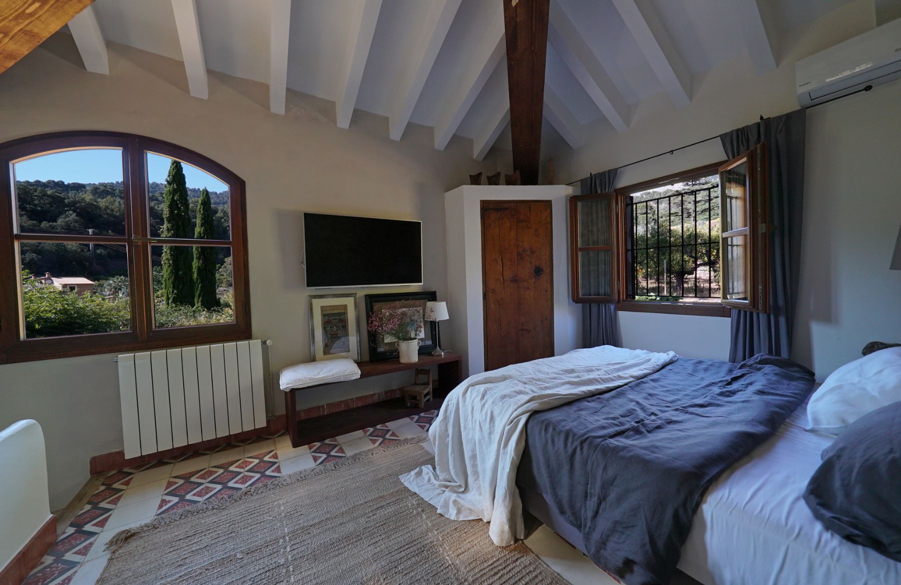 Double bedroom at Casa Serenidad, Mallorca