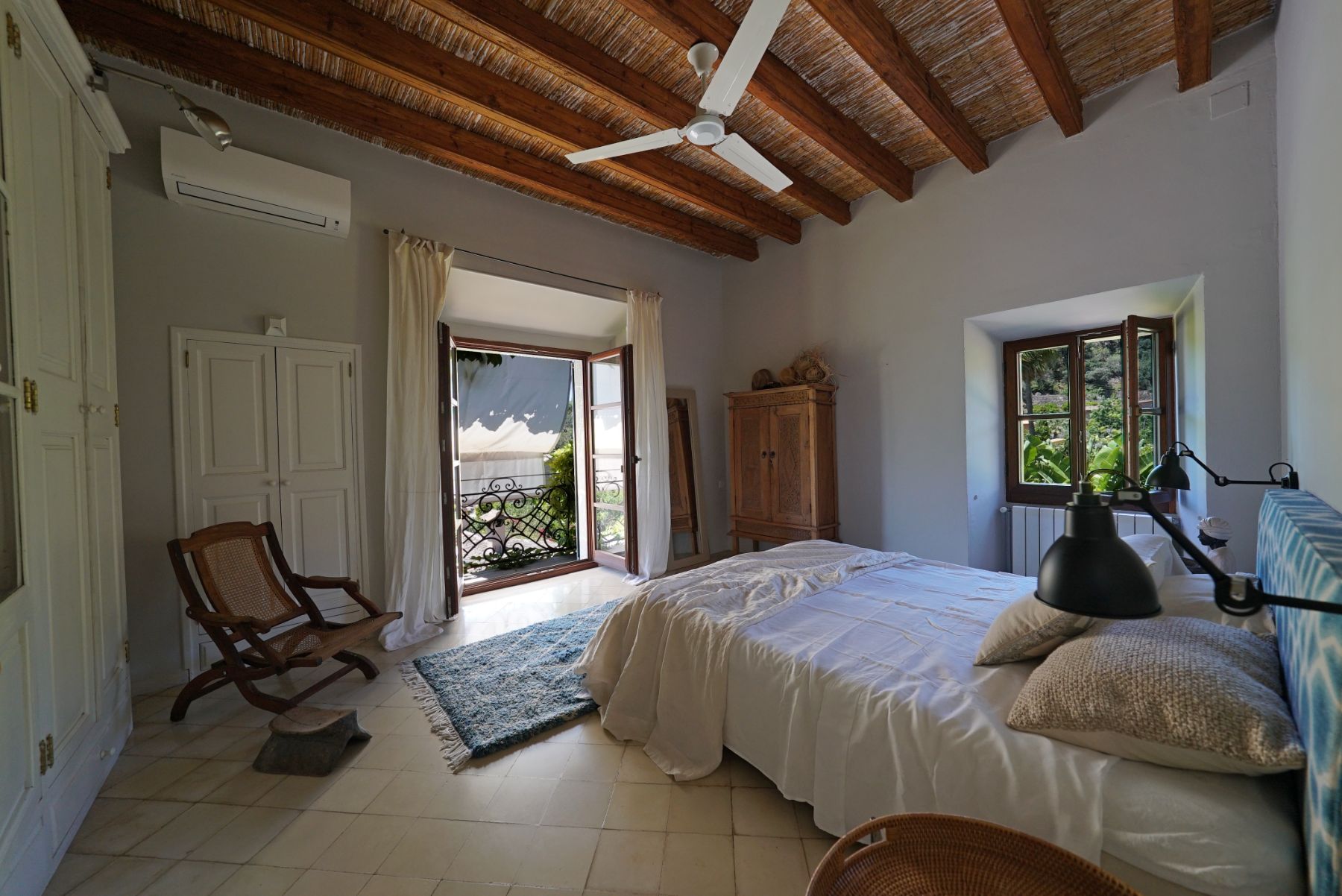 Double bedroom at Casa Serenidad, Mallorca