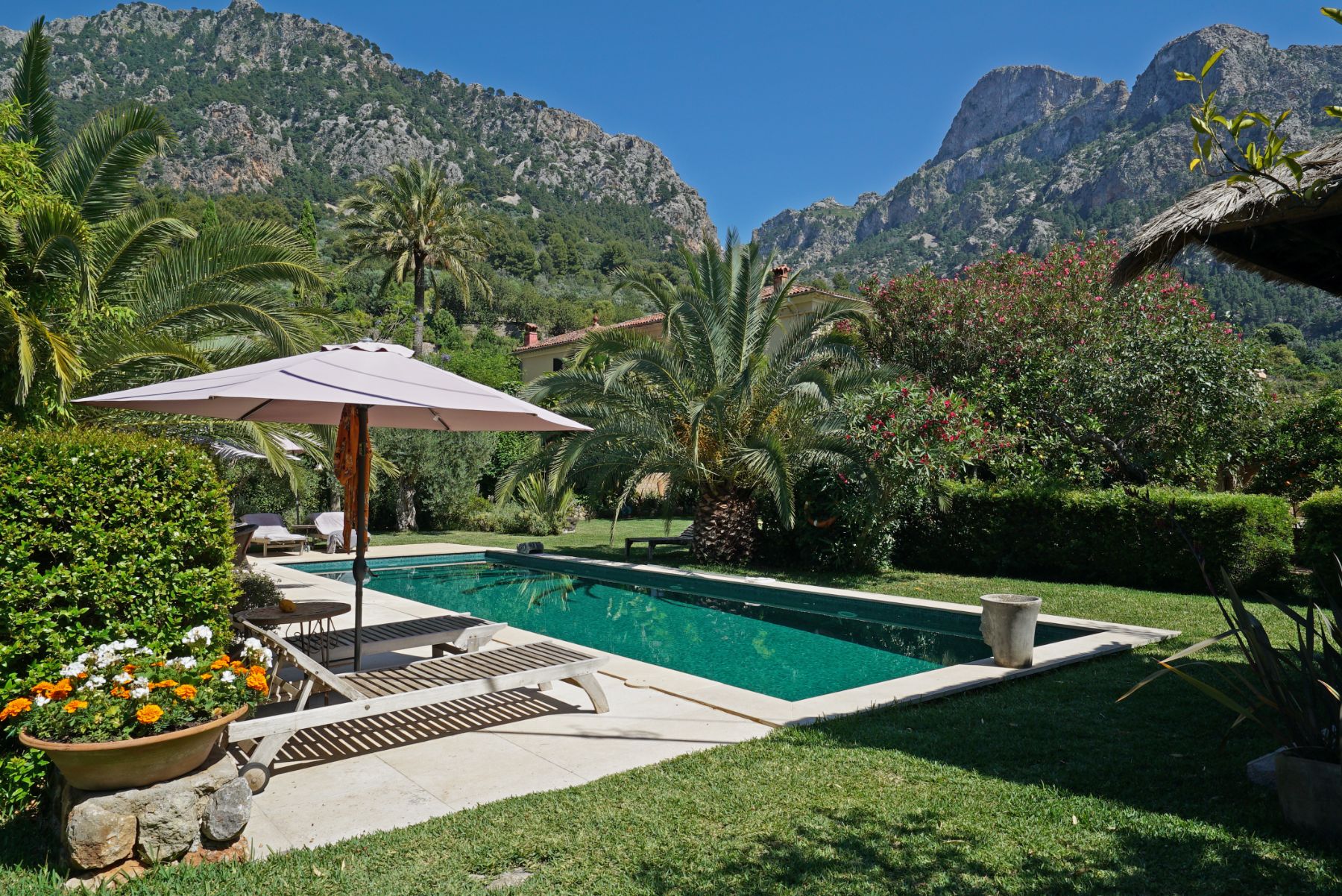 Pool and gardens at Casa Serenidad, Mallorca