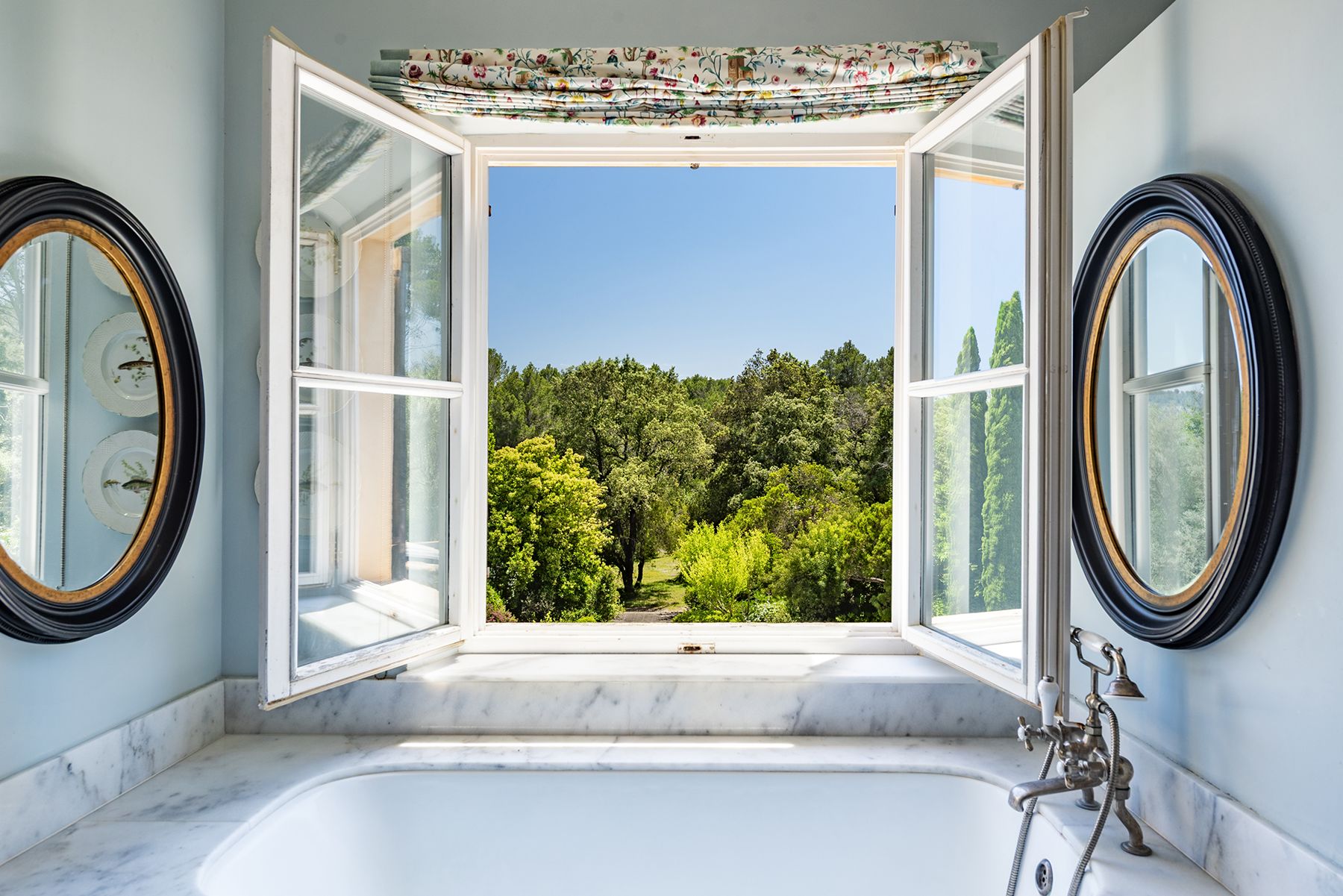 Bathroom with countryside view at Finca del Bosque, Mallorca