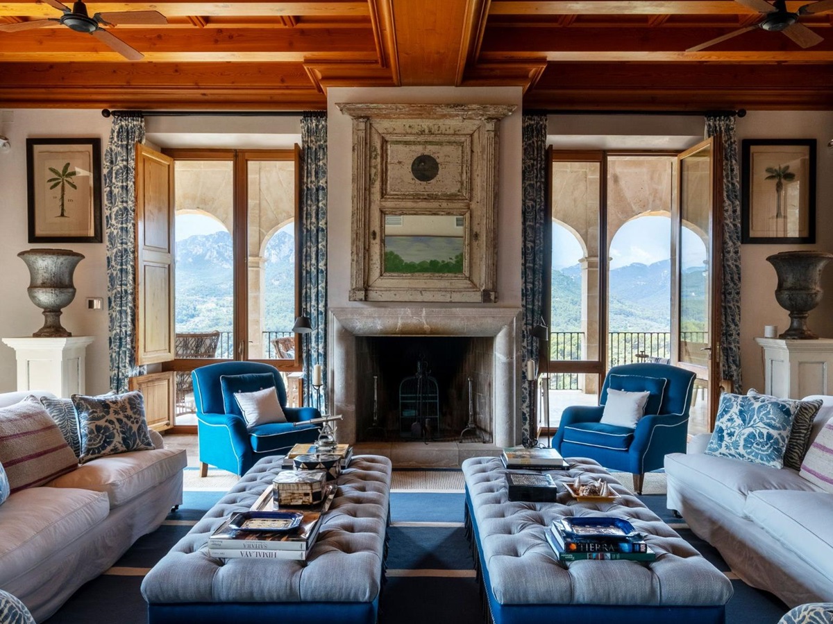 Living room at Finca Olivera, Mallorca