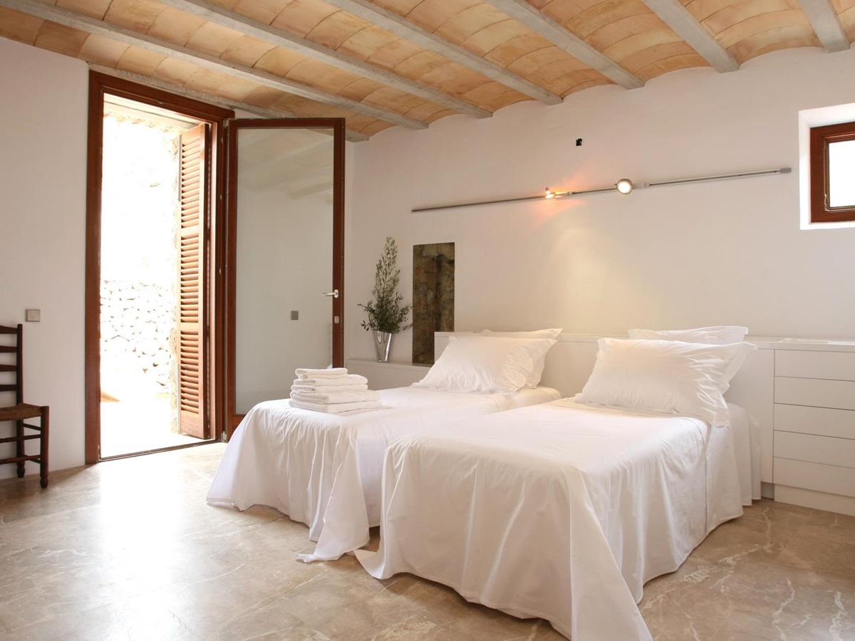 Twin bedroom in La Finca, Mallorca