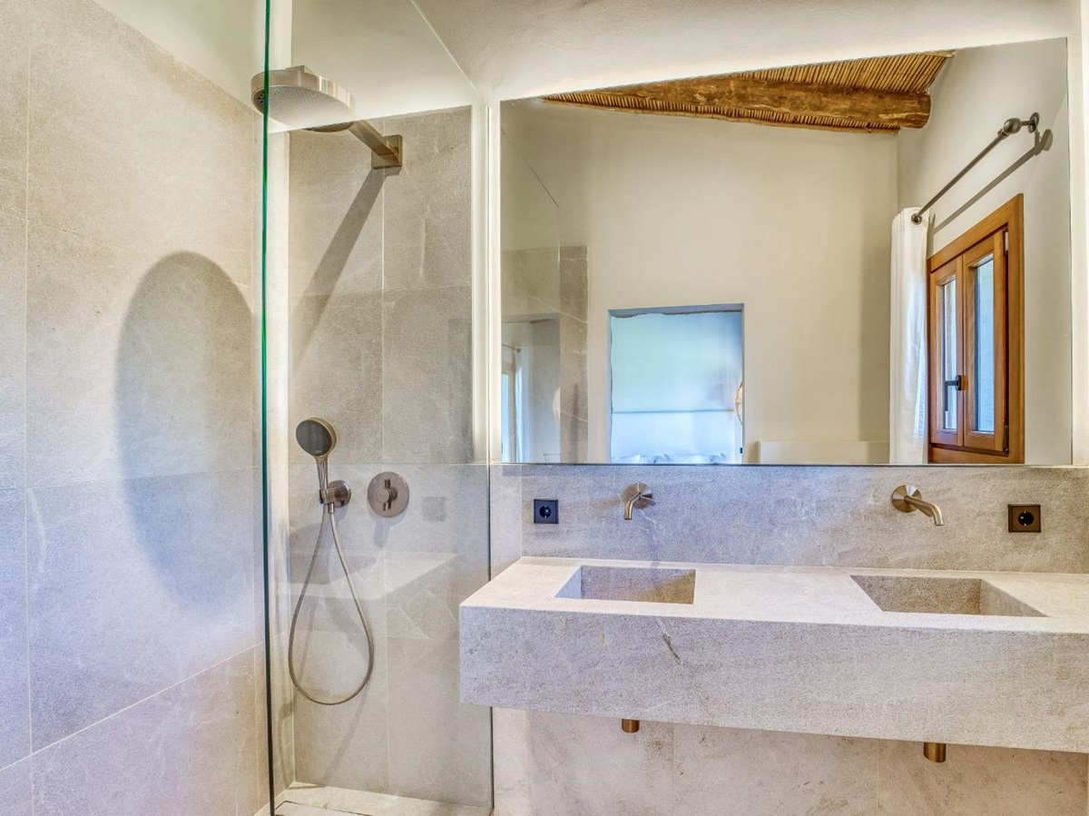 san-lorenzo-mallorca-bathroom-2