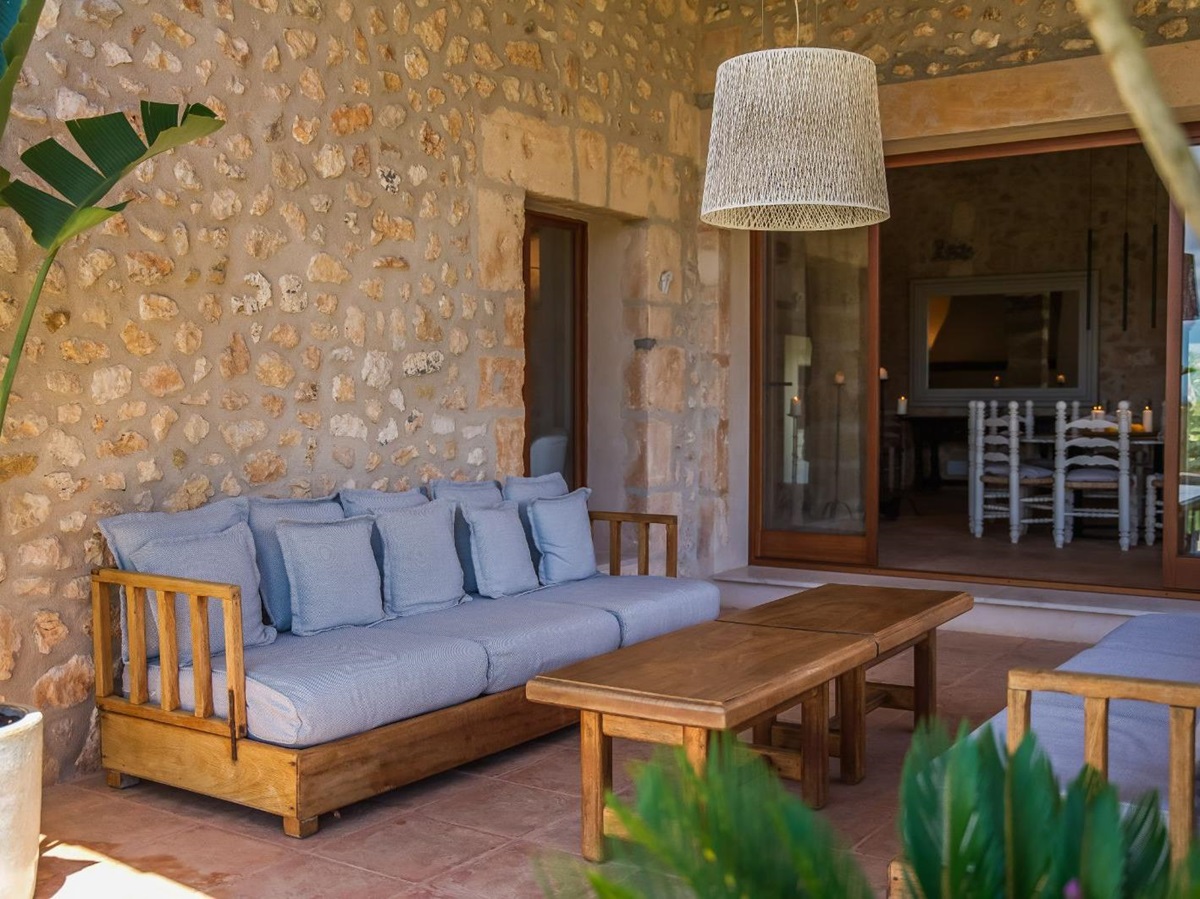 san-lorenzo-mallorca-outdoor-seating-1