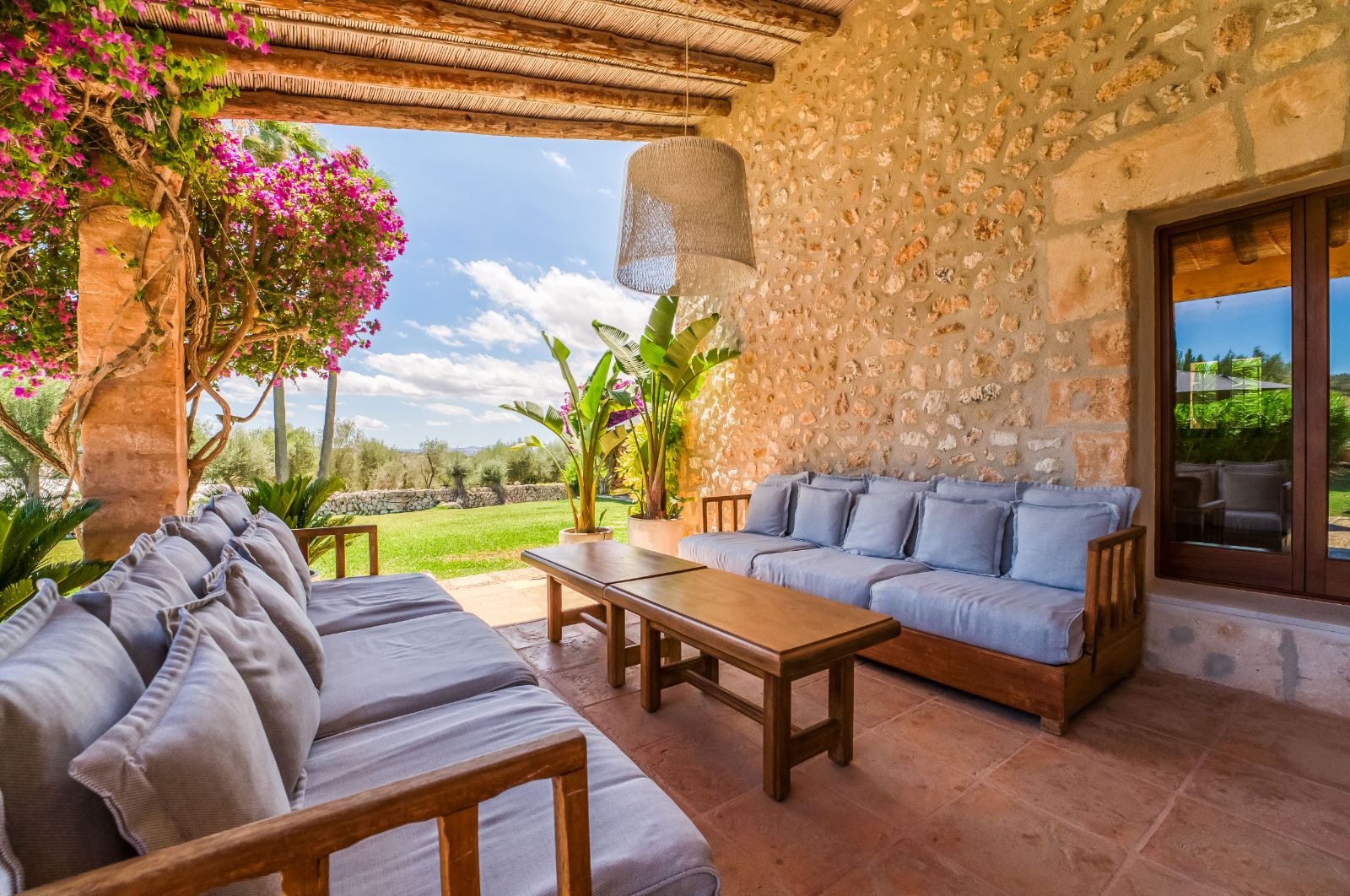 san-lorenzo-mallorca-outdoor-seating-2
