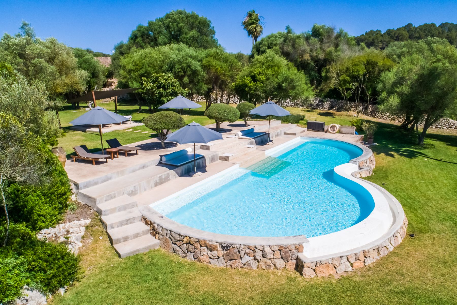 Villa-San Lorenzo-Mallorca-pool-garden