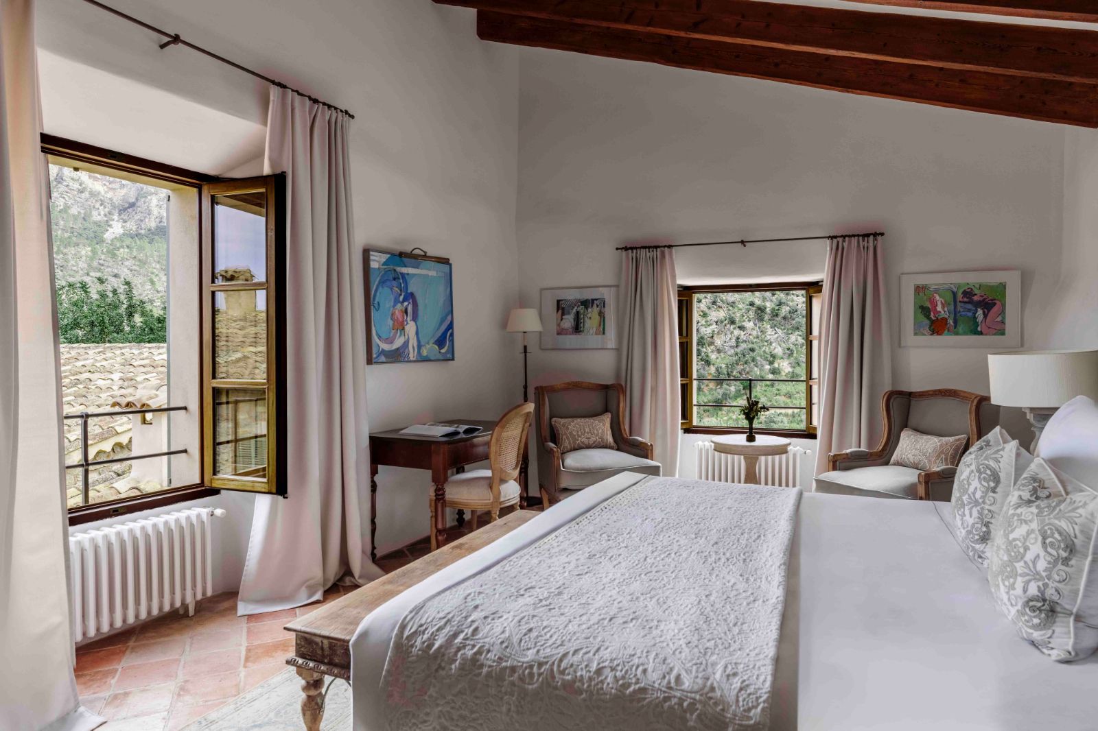 son-balagueret-mallorca-master-bedroom-2