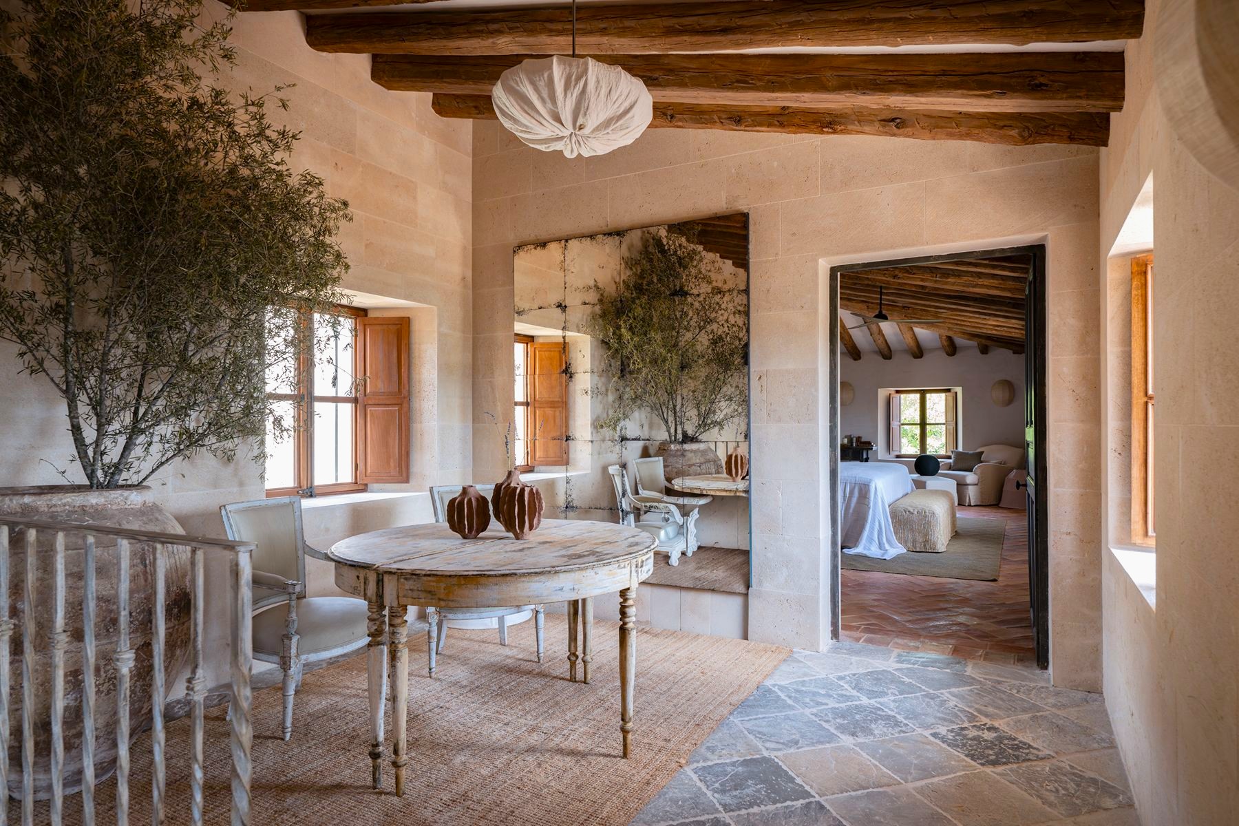 Hall with view of bedrooms at Son Veri, Mallorca