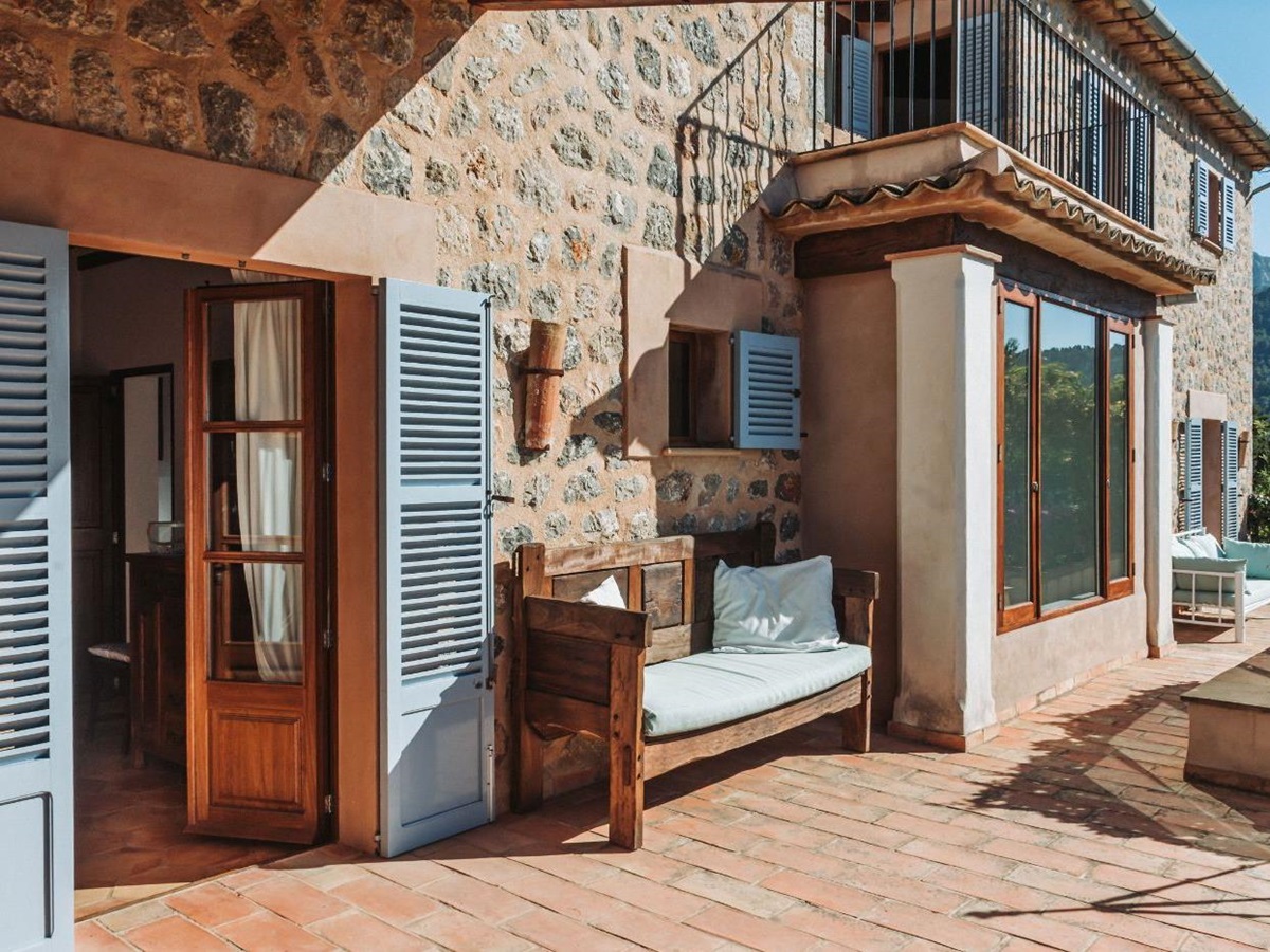 Exterior view of Villa Cascada