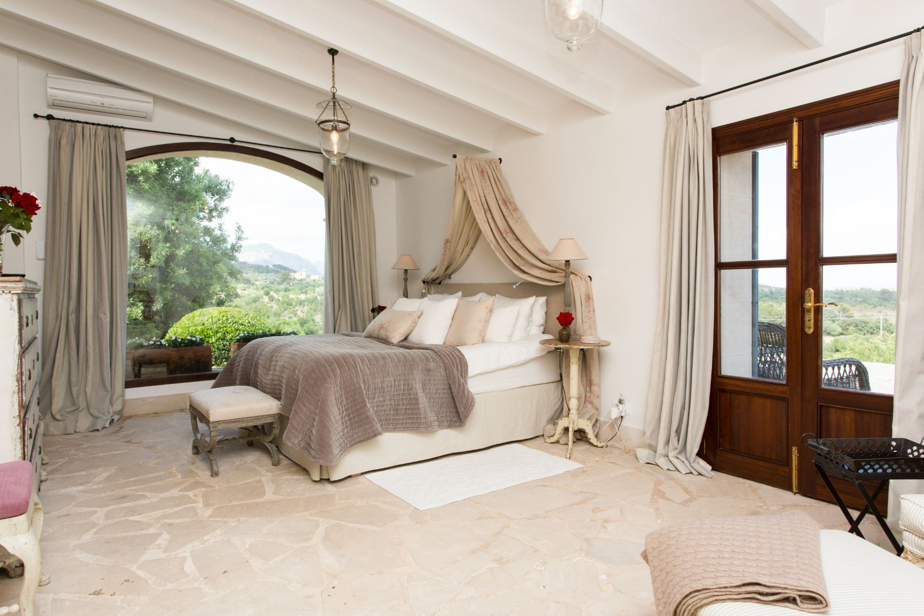 Double bedroom with garden view at Villa Maria, Mallorca