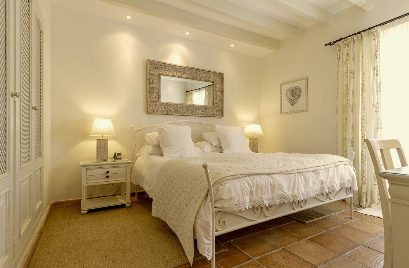 Double bedroom at Villa Mariposa
