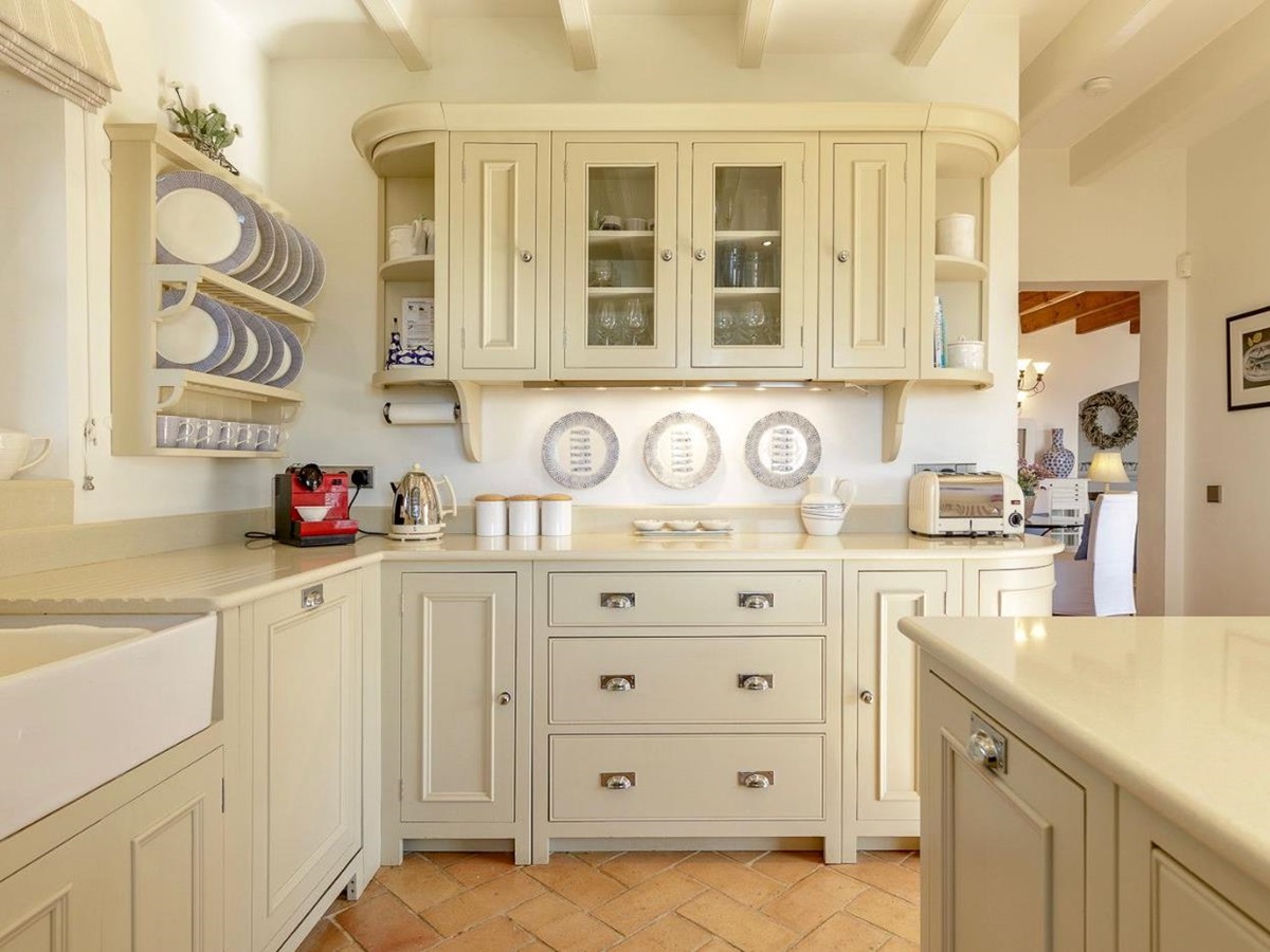Kitchen at Villa Mariposa