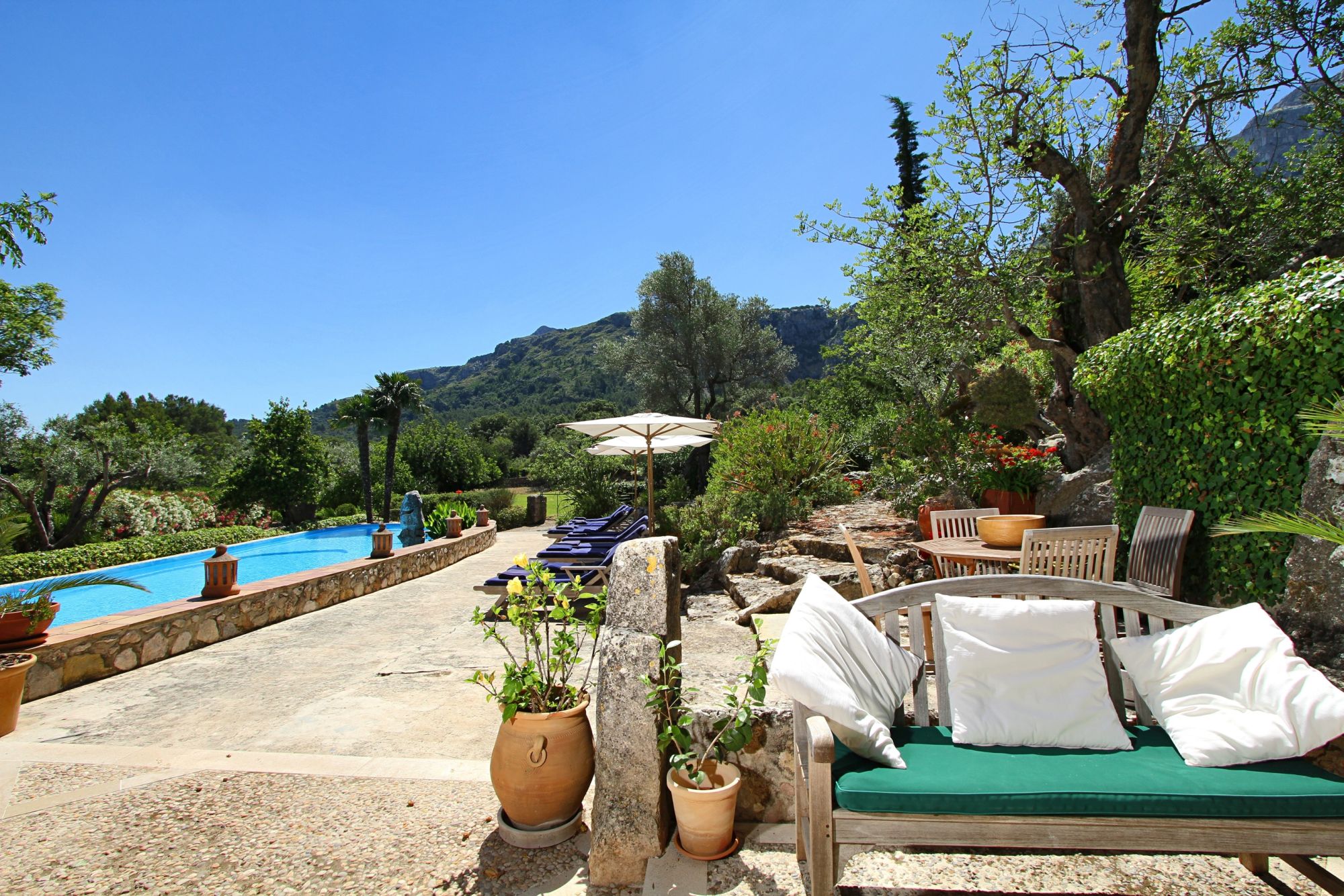 Swimming pool of Villa Poligono, Mallorca