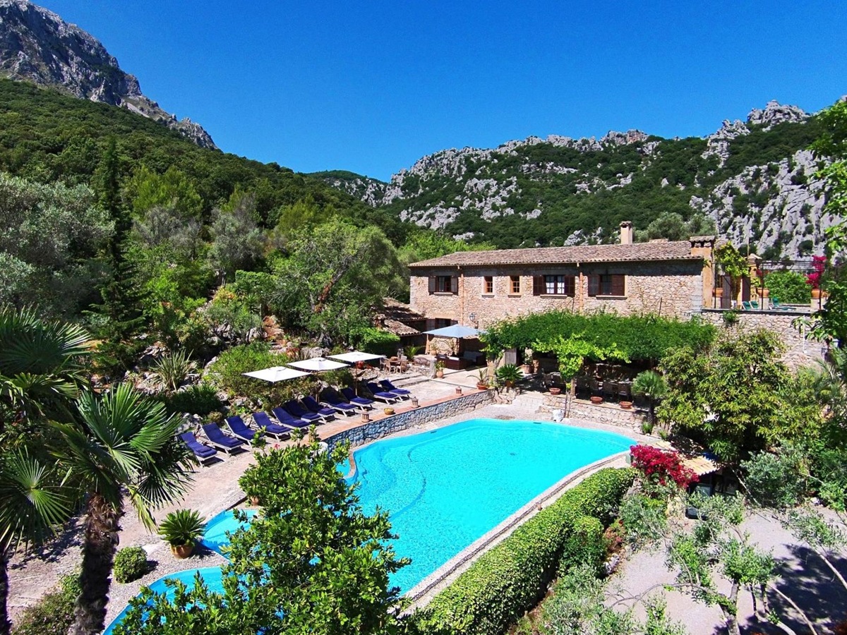 Swimming pool of Villa Poligono, Mallorca