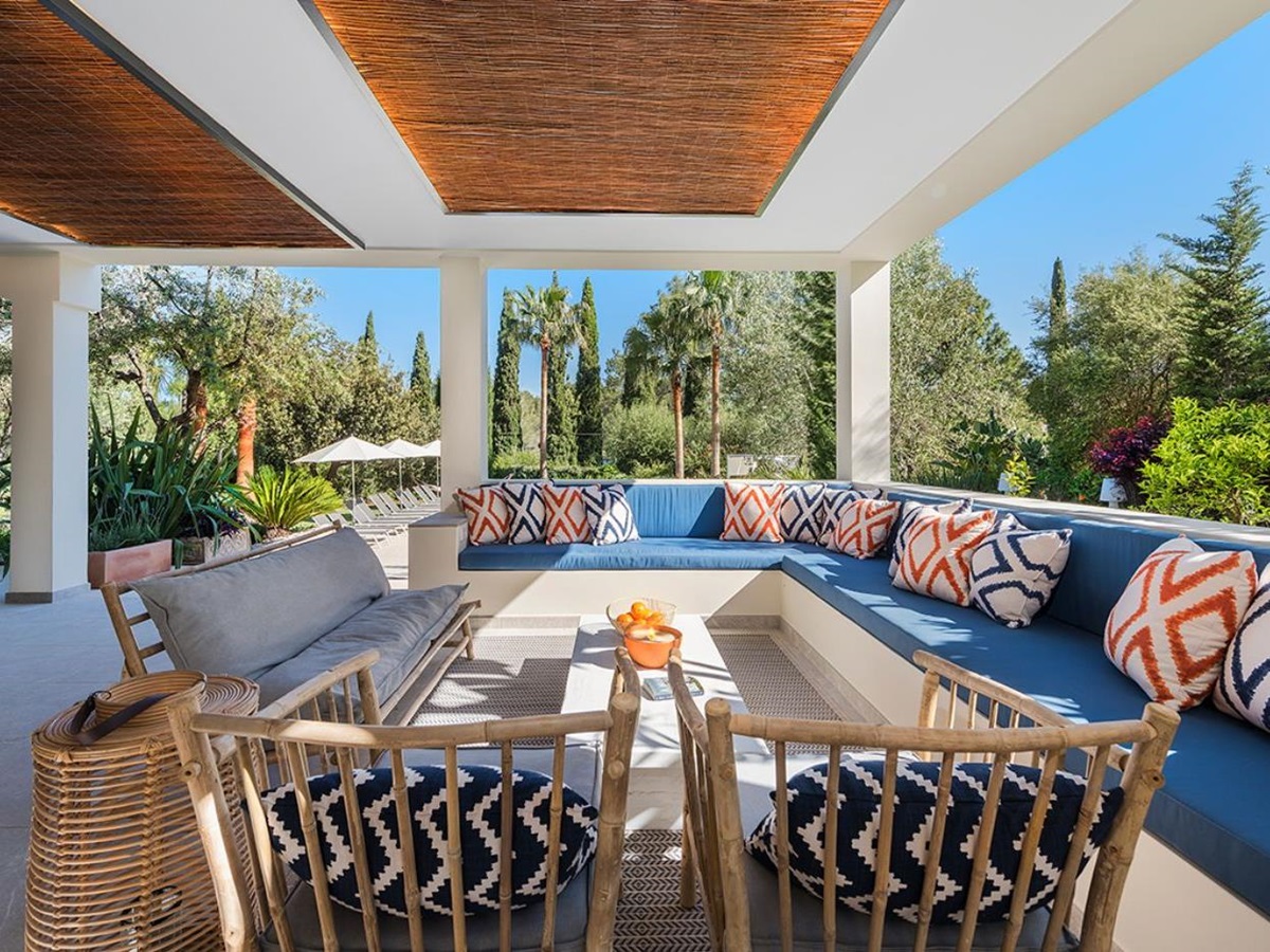 Terrace Dining at Villa Pollenca in Mallorca