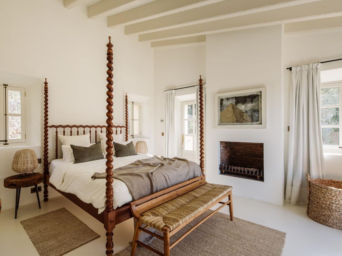 Double bedroom at Villa Serena