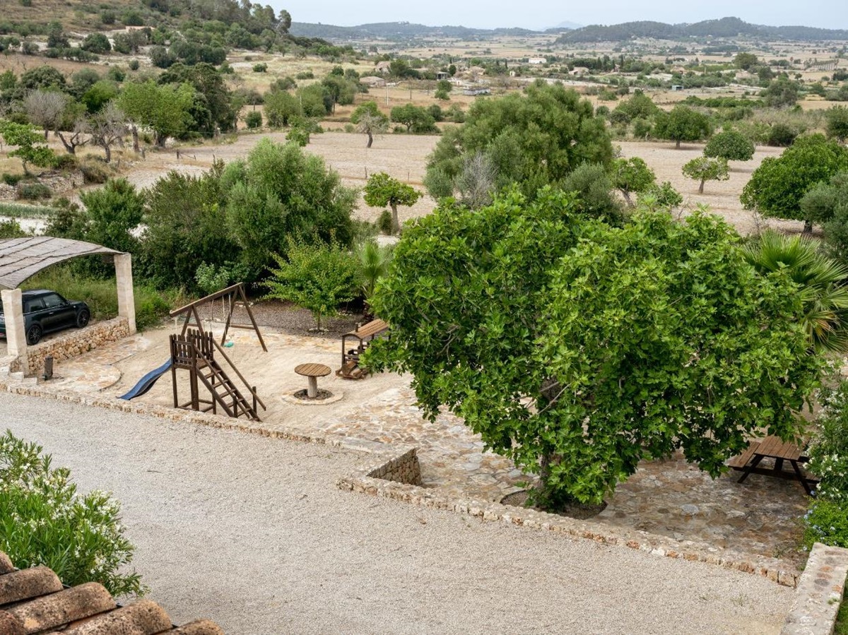 Outdoor play area at Villa Sineu Vista