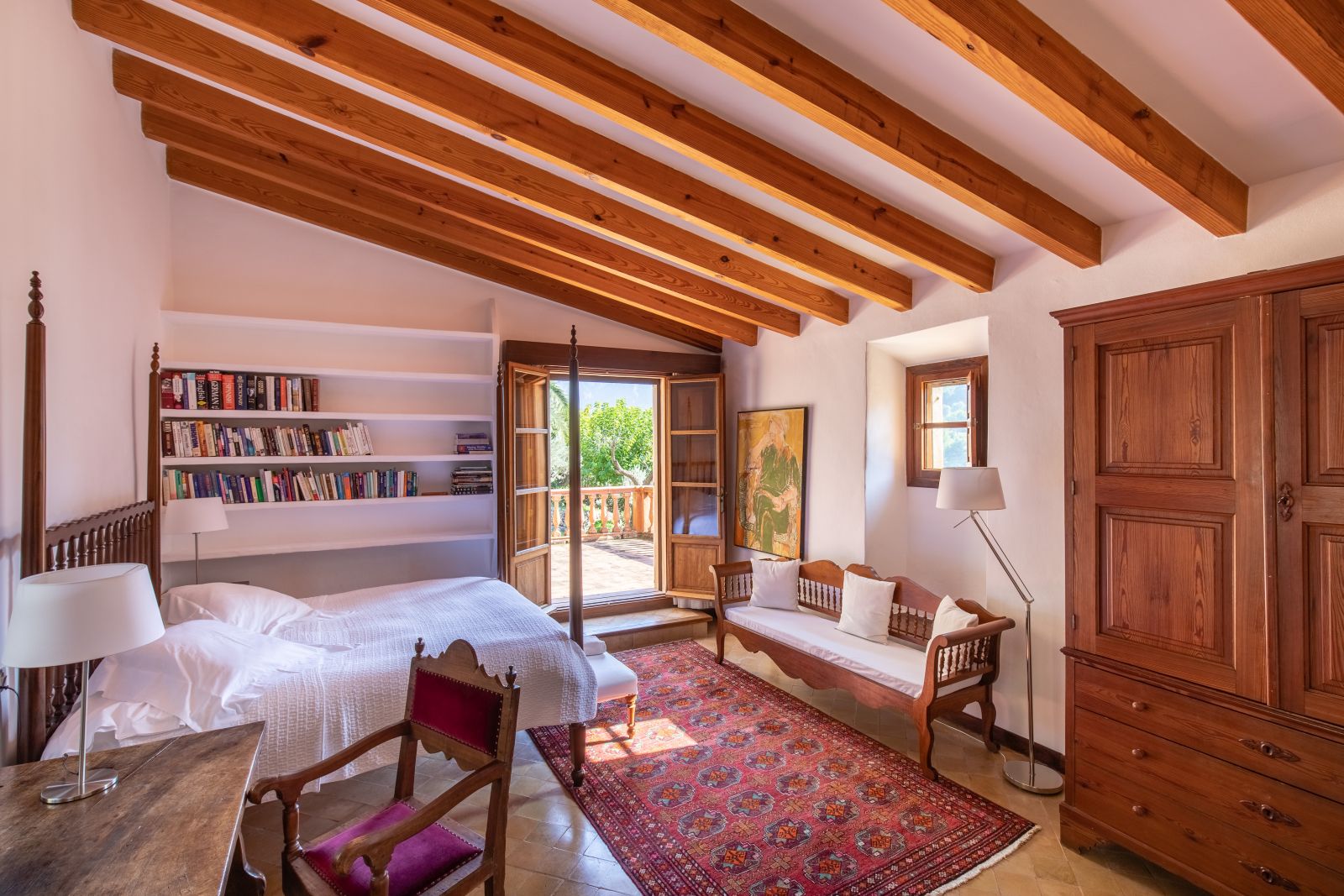 a view of a bedroom