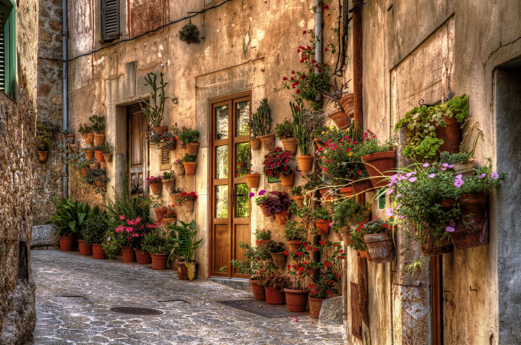 Streets in Valldemossa in Mallorca