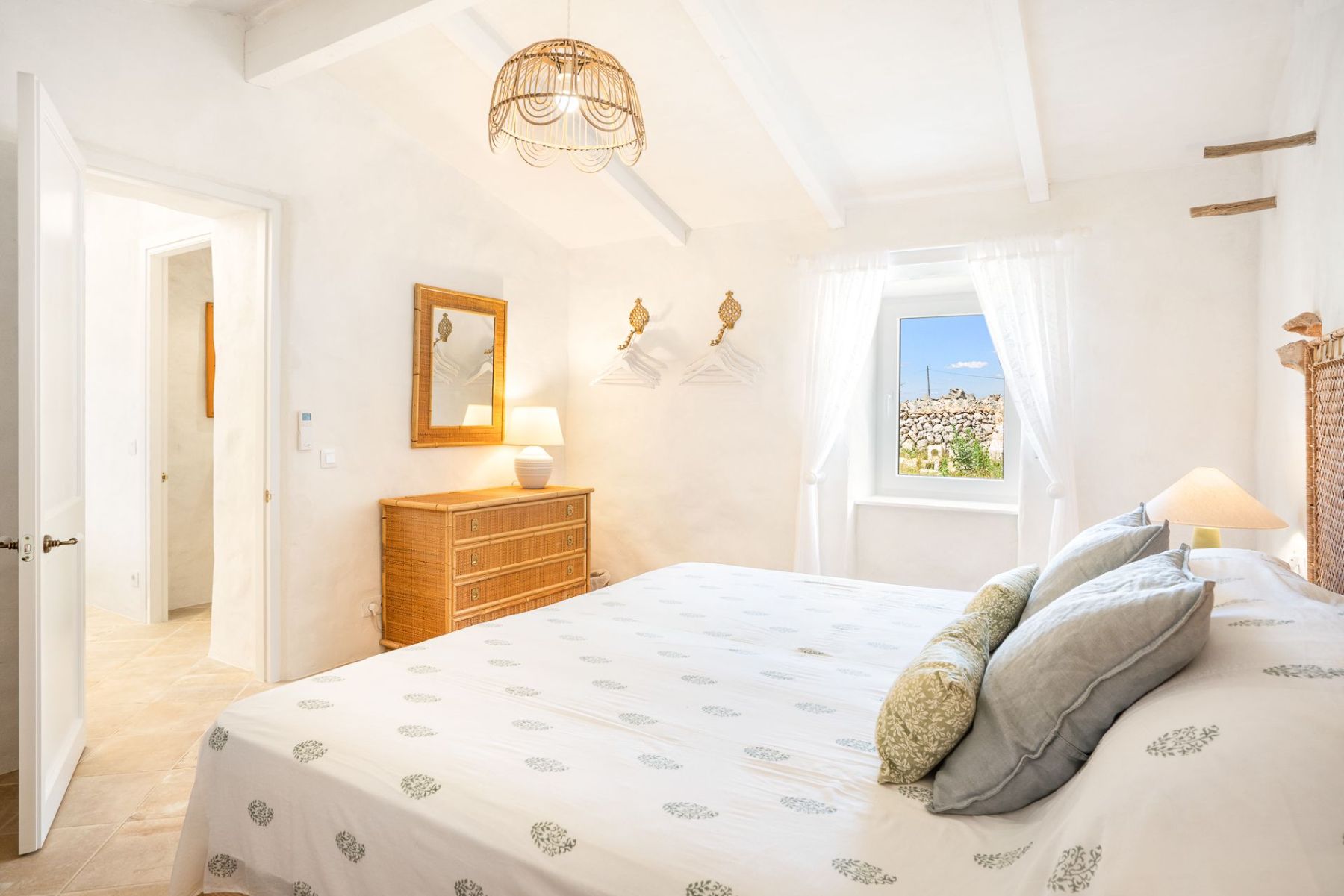 finca-tortuga-menorca-bedroom-3