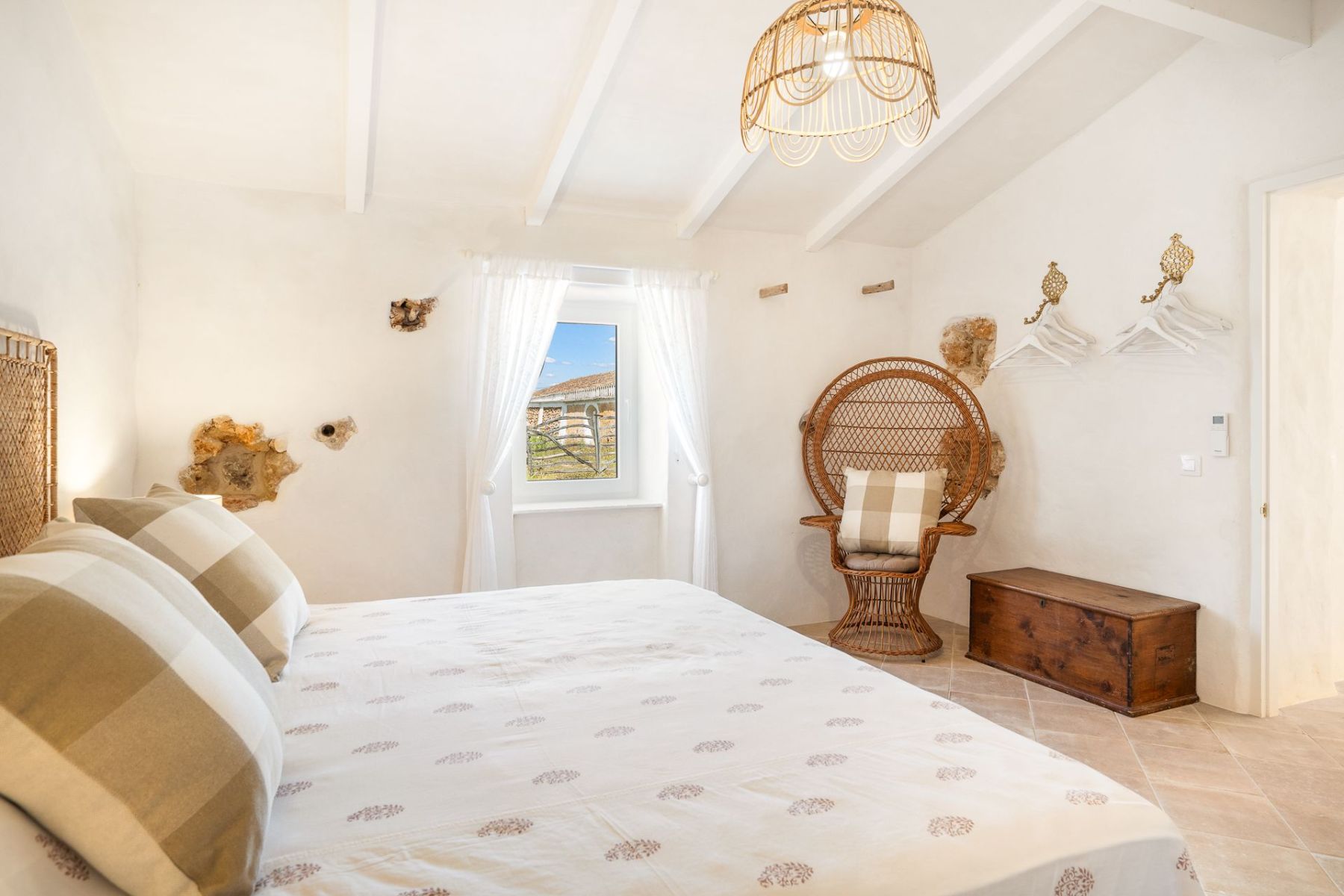 finca-tortuga-menorca-bedroom-4