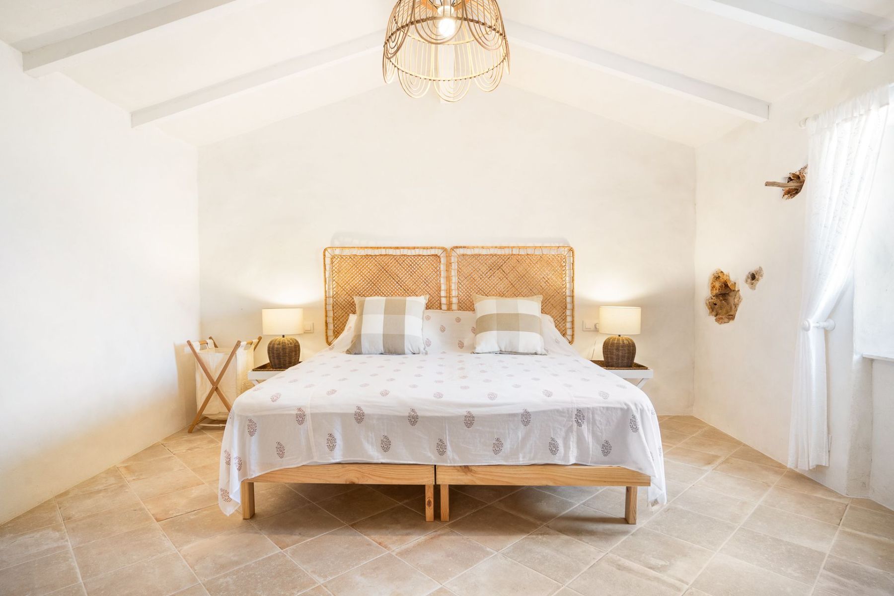 finca-tortuga-menorca-bedroom-5