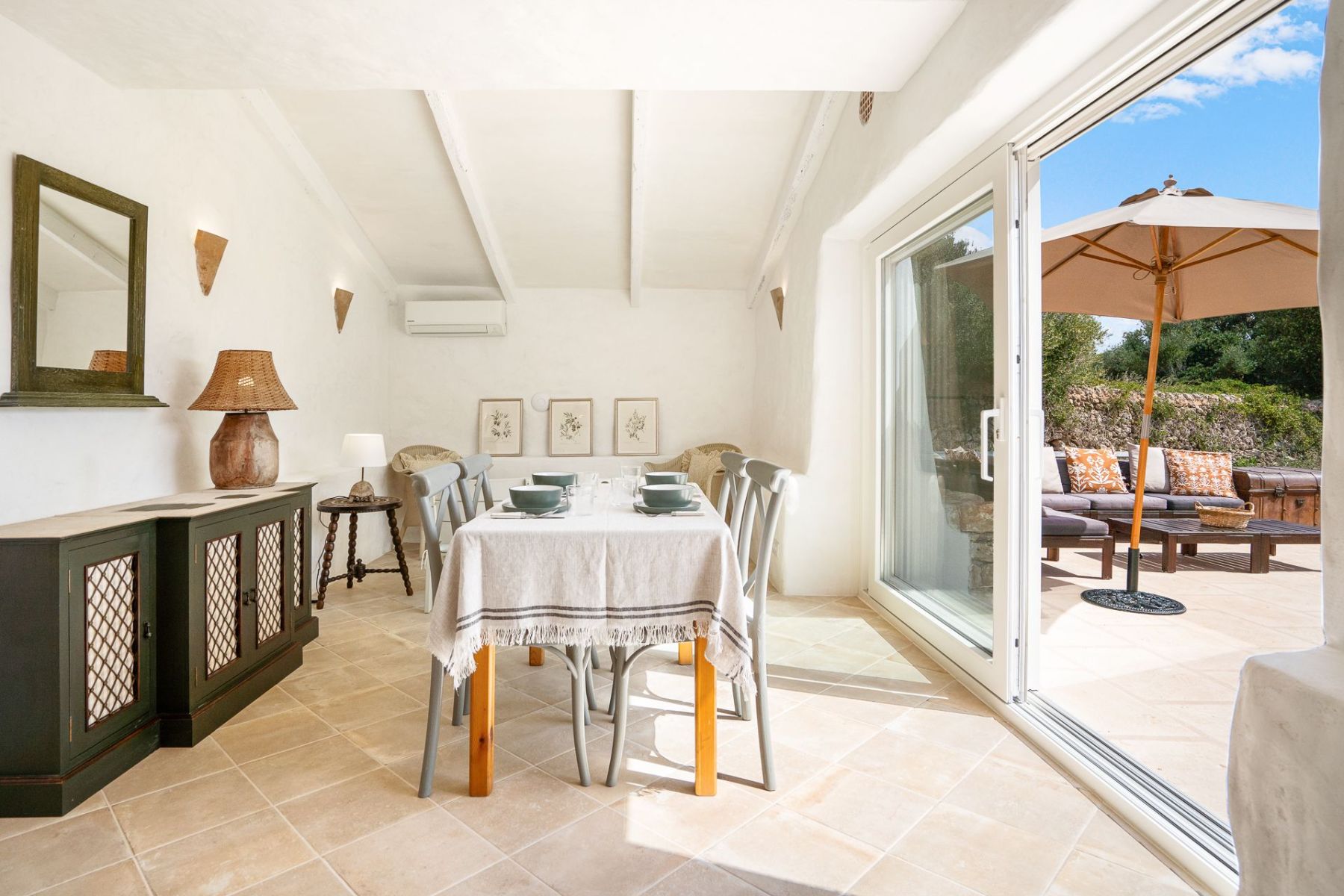 finca-tortuga-menorca-dining-room-2
