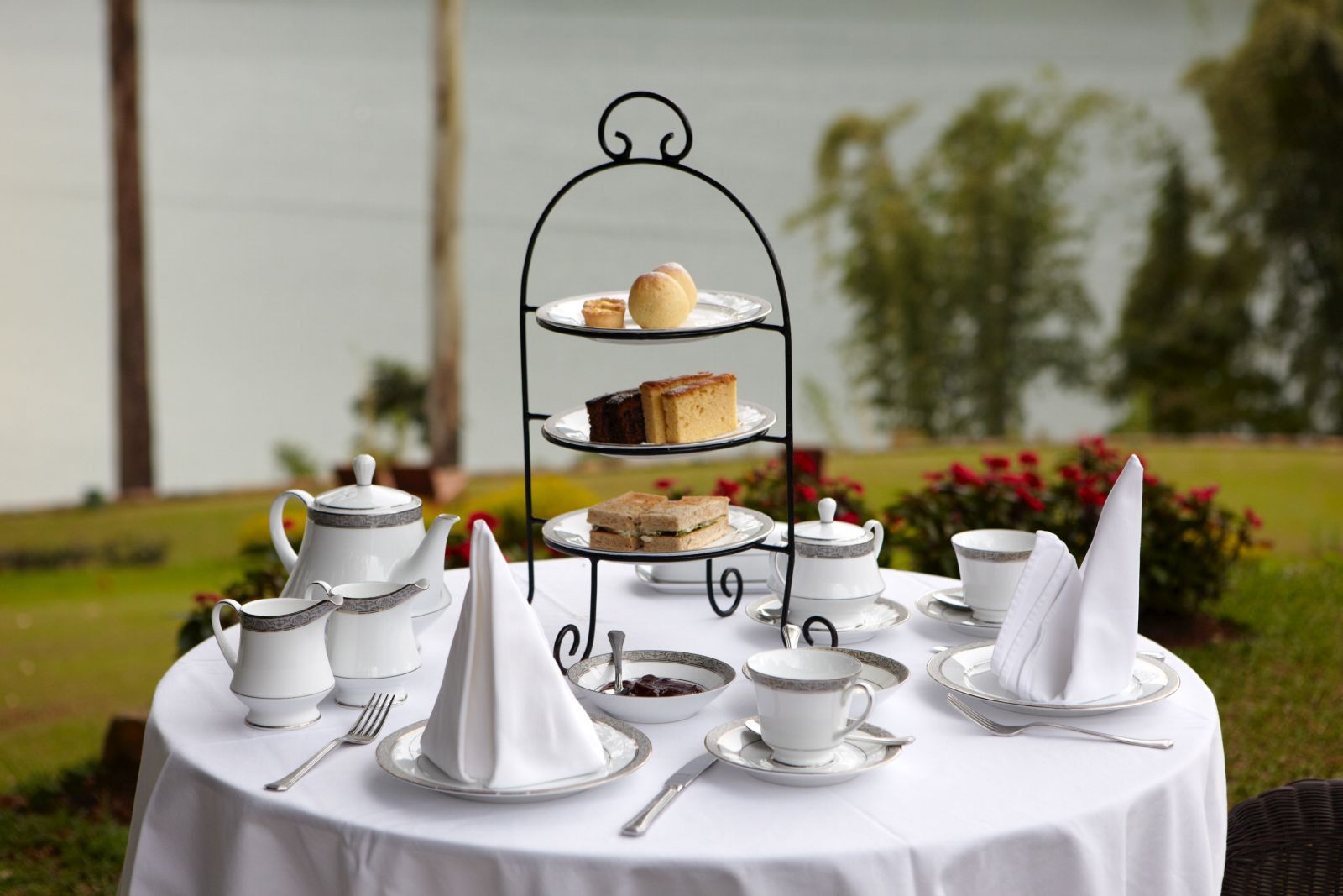 Afternoon tea at Ceylon Tea Trails in Sri Lanka