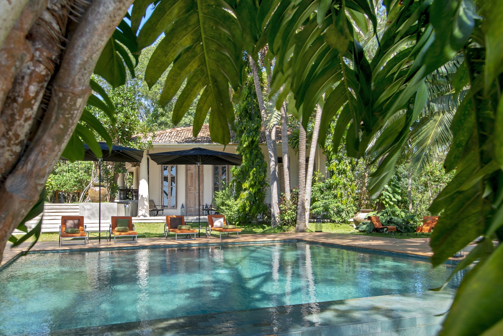 Colonial mansion pool at Haritha Villas Sri Lanka