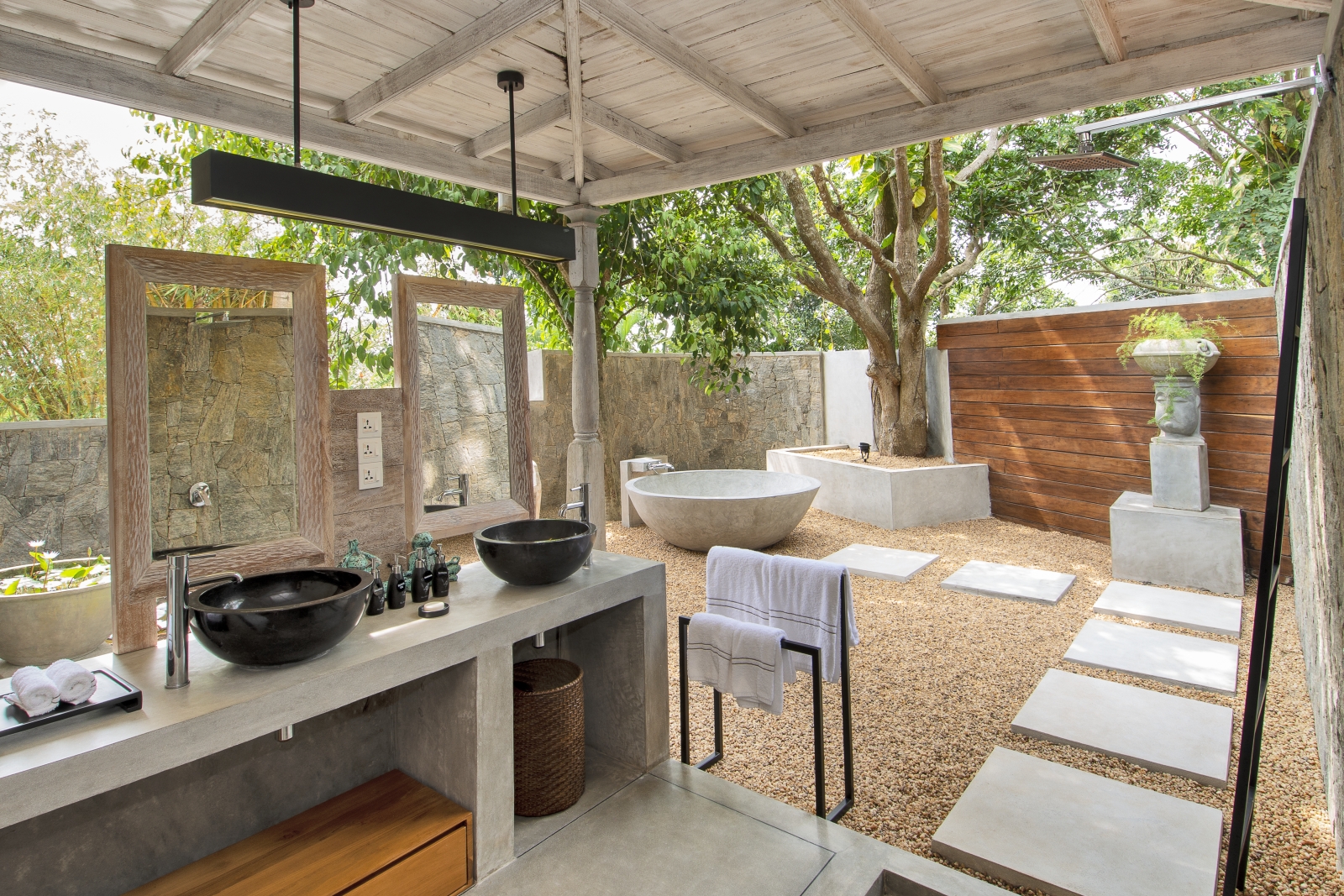Bathroom of two bed Colonial Mansion at Haritha Villas Sri Lanka