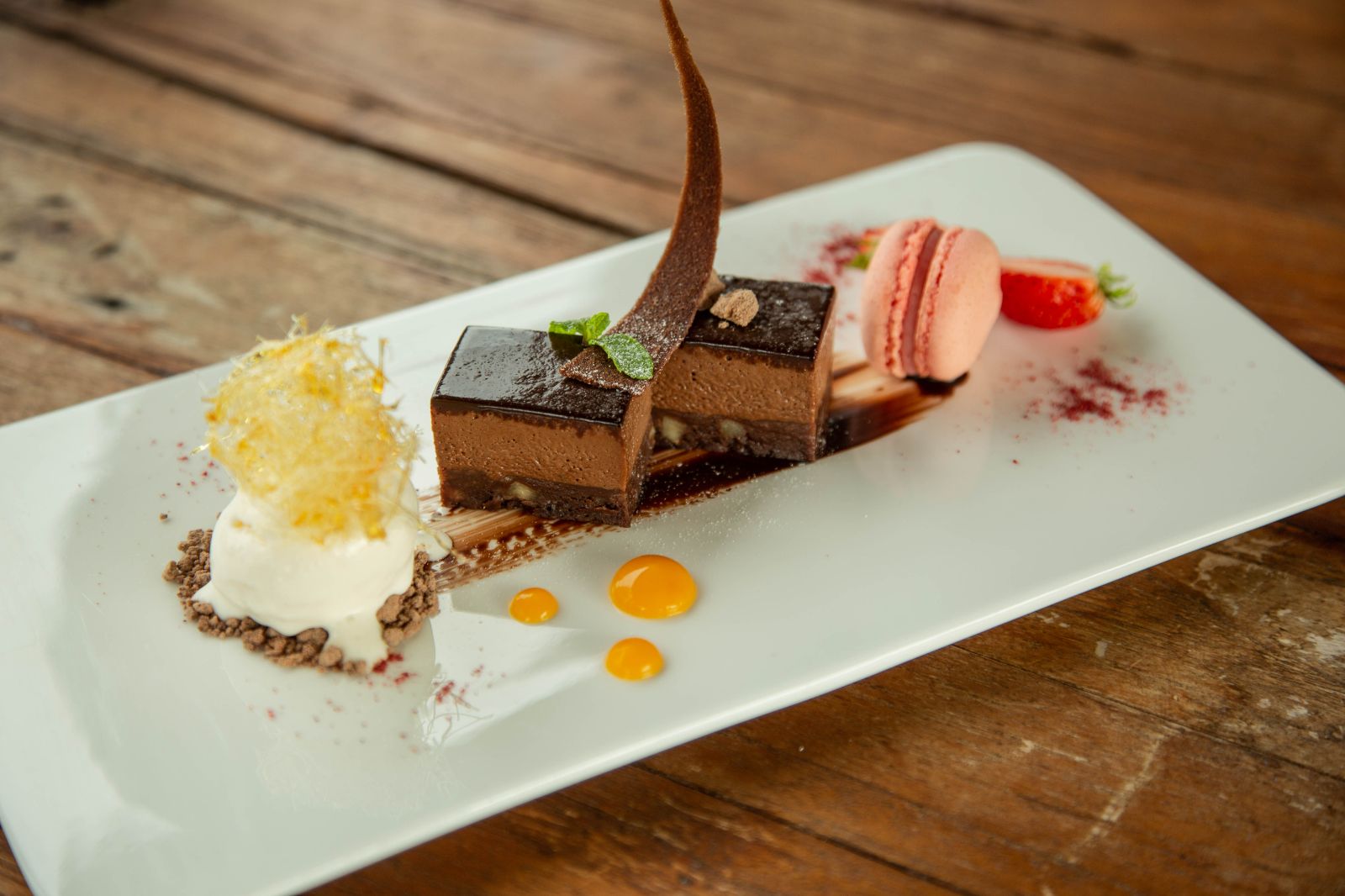 Fine dining at Santani Wellness Resort in Sri Lanka