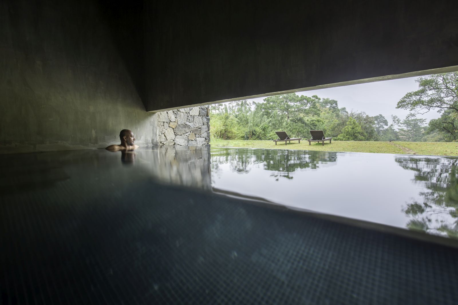 Spa pool at Santani Wellness Resort Sri Lanka