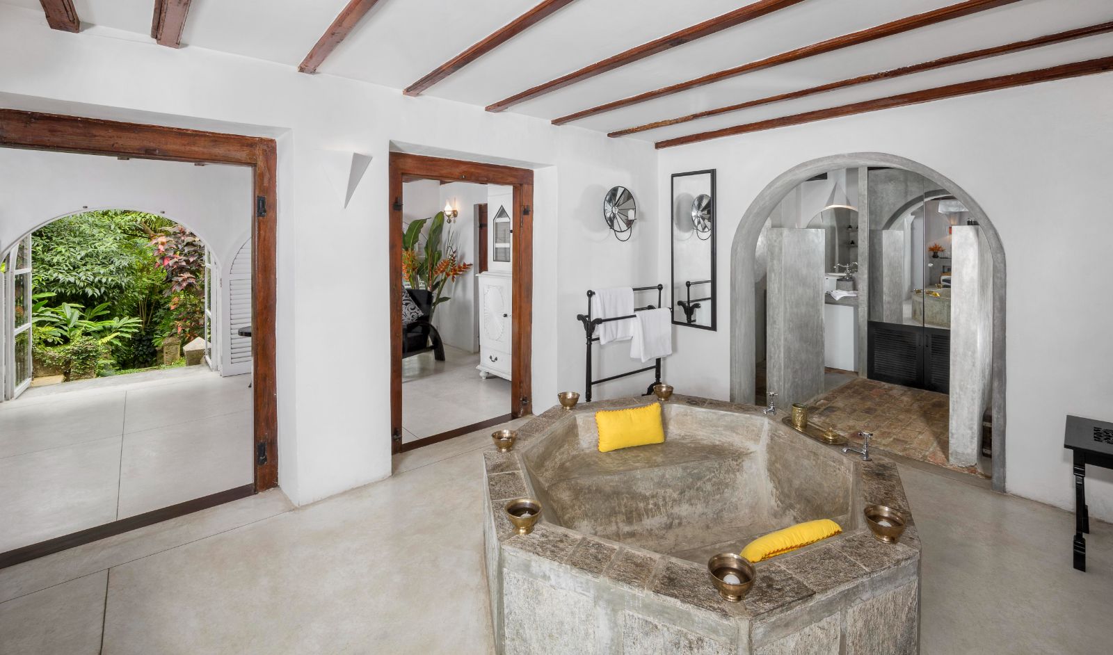 Black Rohaj guest suite at The kandy house in Sri Lanka