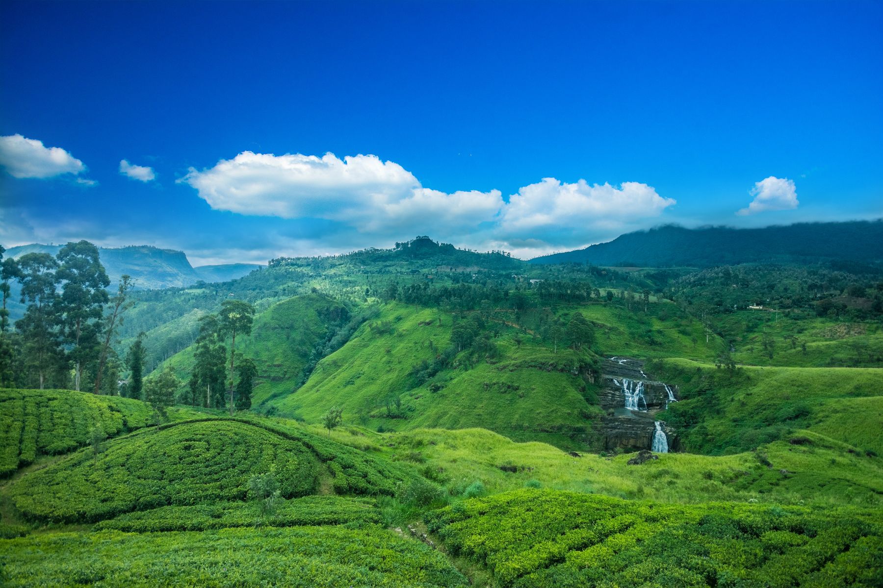 sri-lanka-waterfall