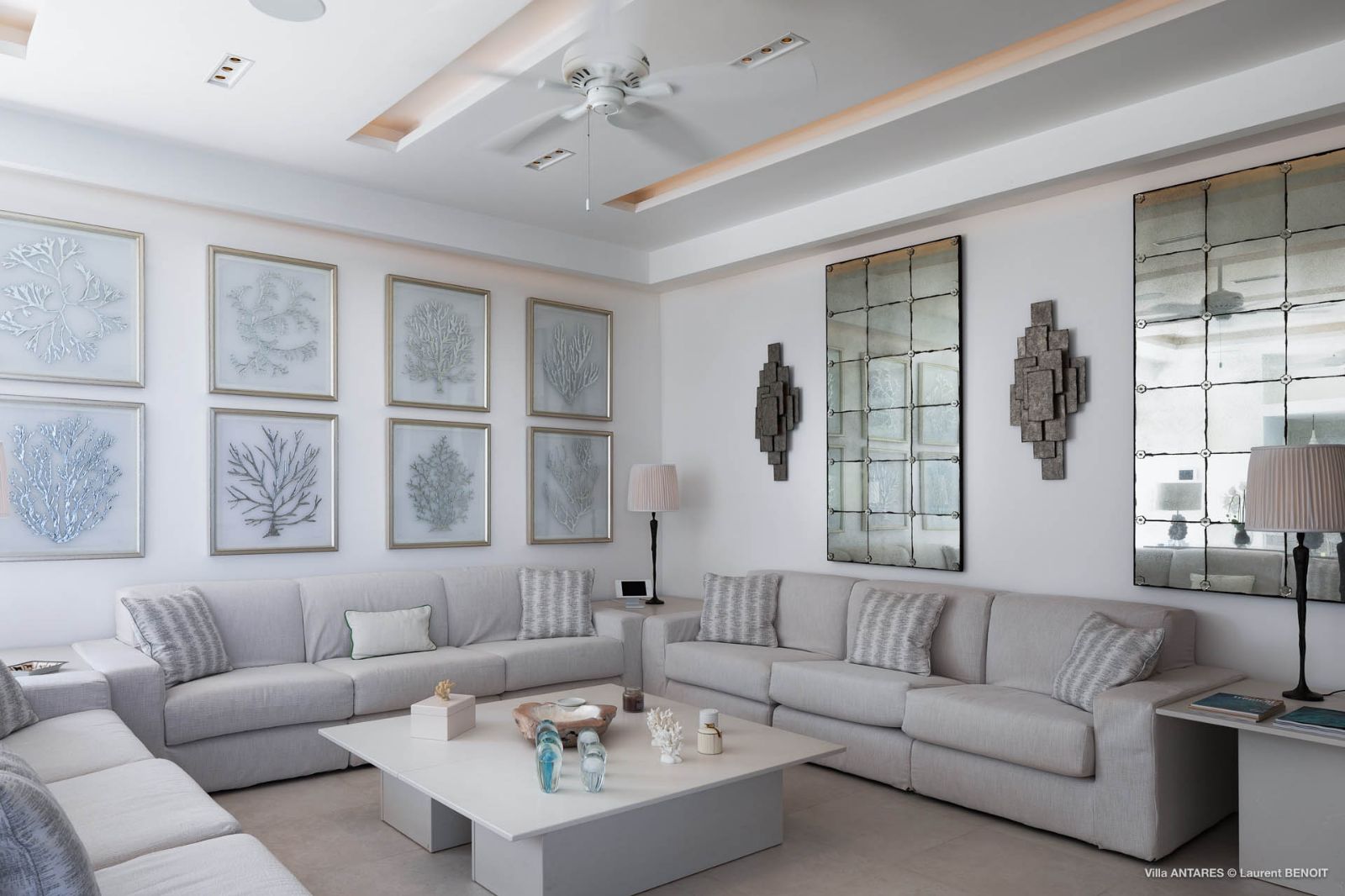 Villa Blanc, St Barths - living room with seating area
