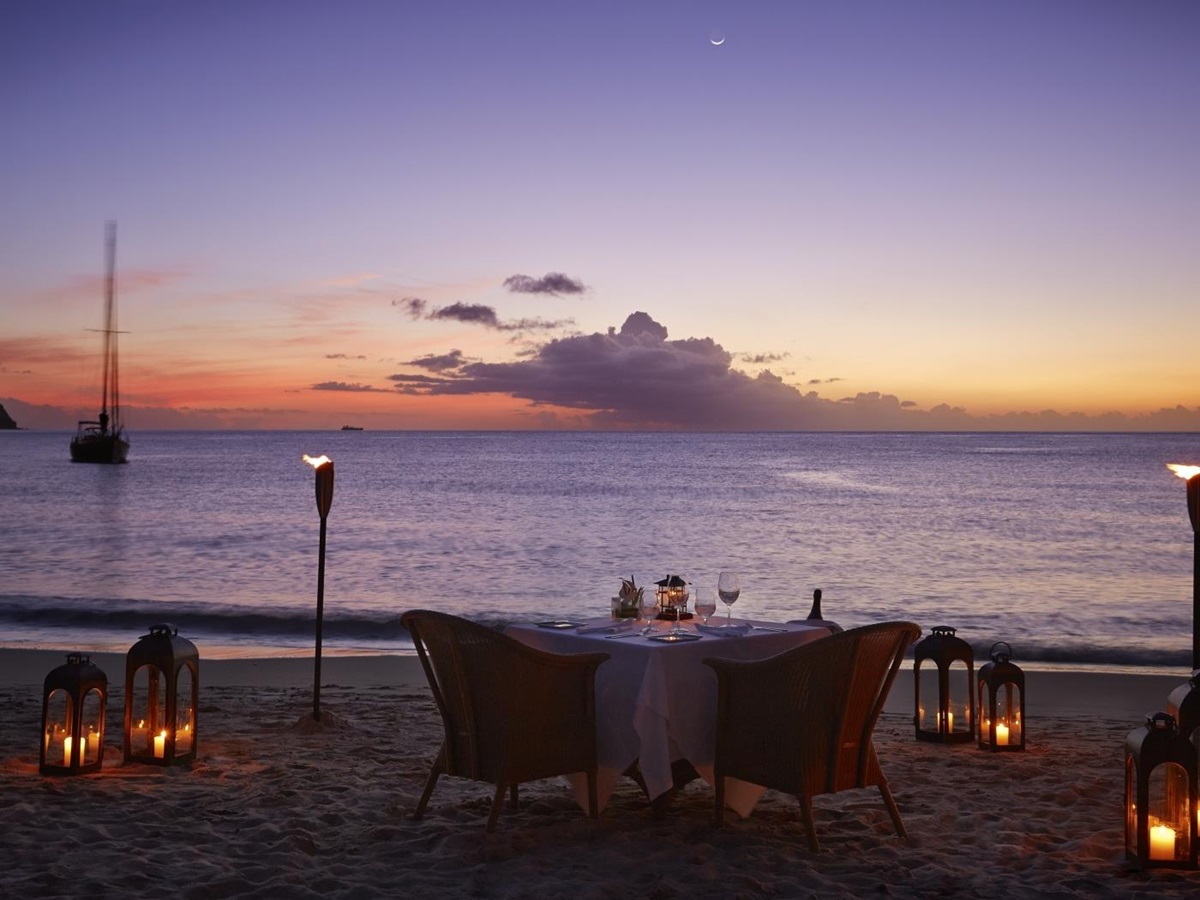 Private beach dining at Sugar Beach, St Lucia