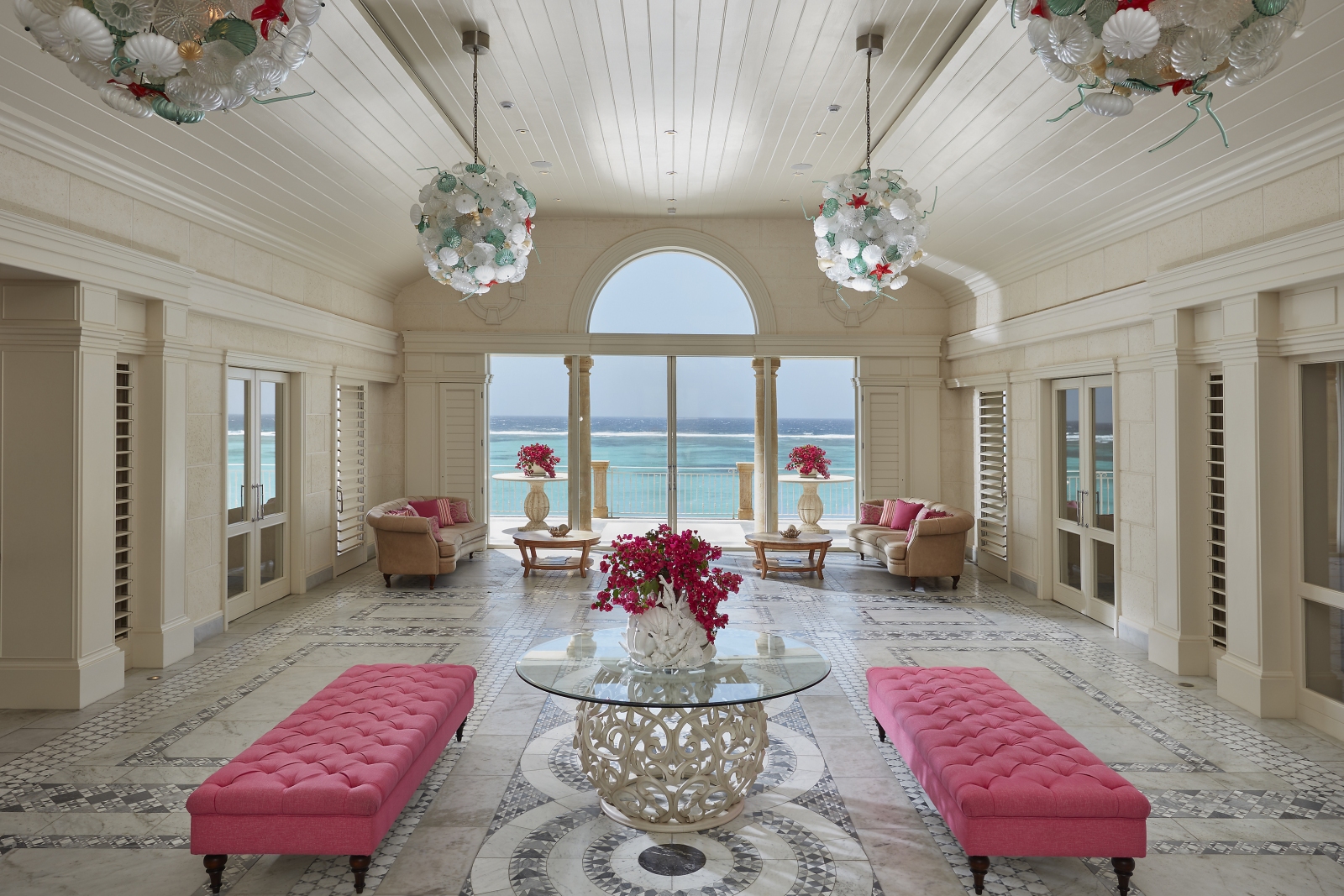Lobby with view of the ocean at Mandarin Oriental Canouan