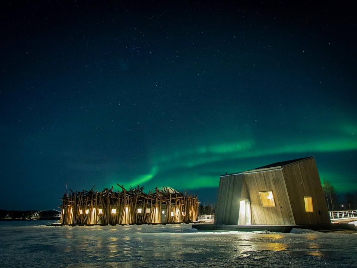 Northern lights at Arctic Baths in Sweden