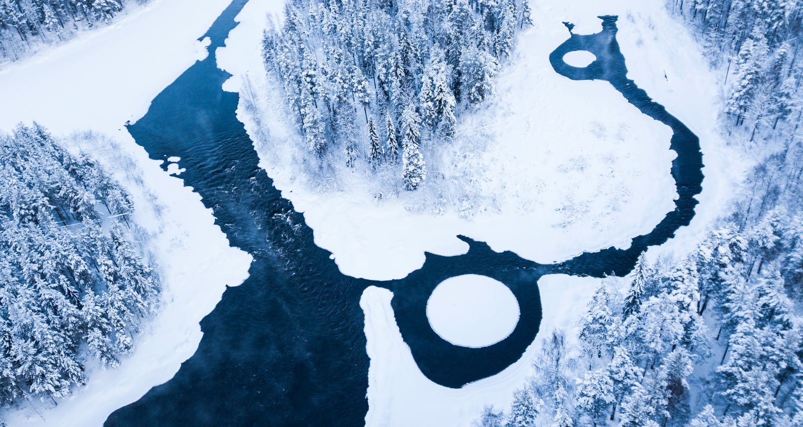 Aerial view of the beautiful scenery at Aurora Safari Camp in Sweden