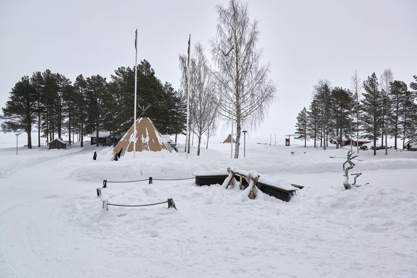 Camp area in winter at Brandon Lodge in Sweden