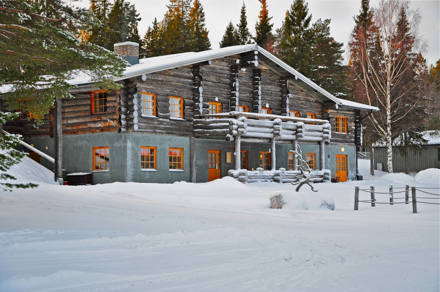 Exterior of Brandon Lodge in winder in Sweden