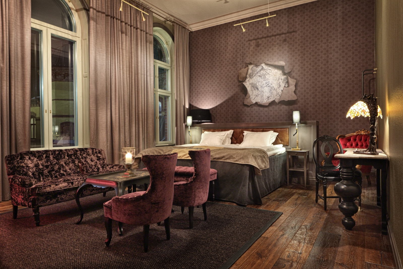Spacious Junior suite at Stora Hotellet