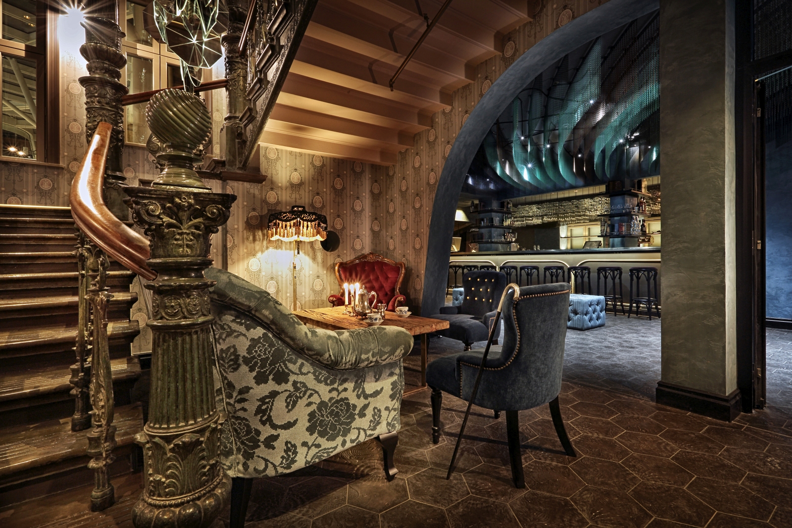 Lobby, staircase and bar at Stora Hotellet