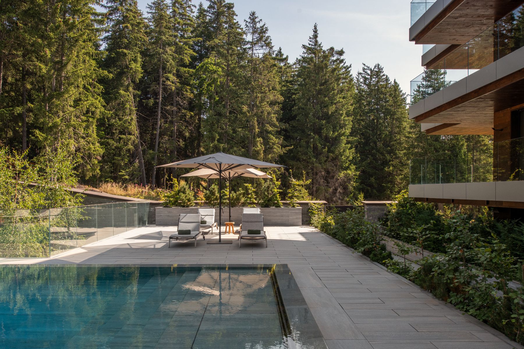 Outdoor swimming pool at Six Senses Crans Montana