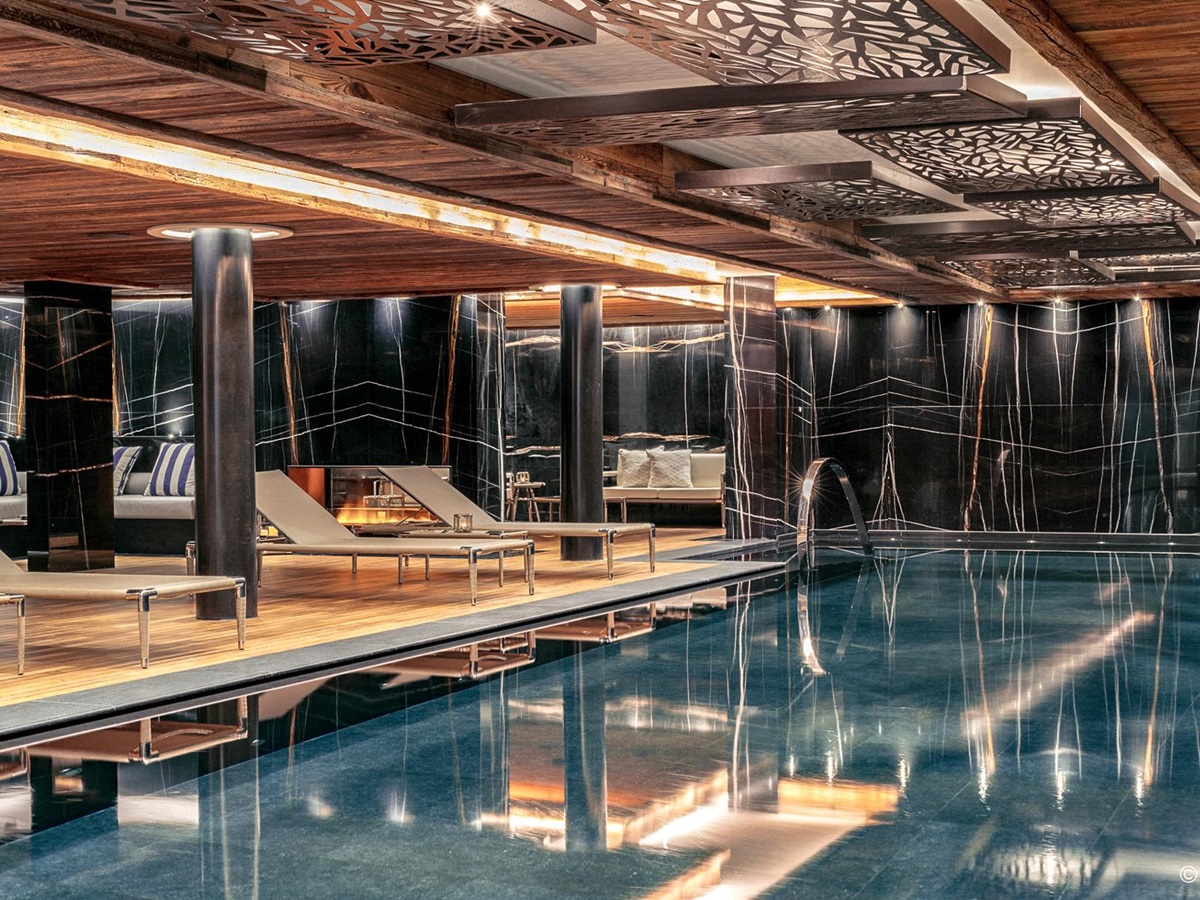 Spa pool at Ultima Hotel Gstaad in Switzerland