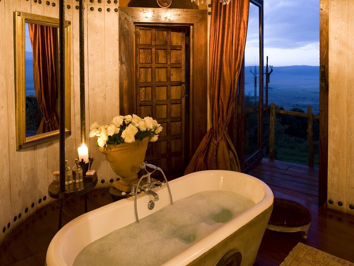 Bath at &beyond Ngorongoro Crater Lodge in Tanzania