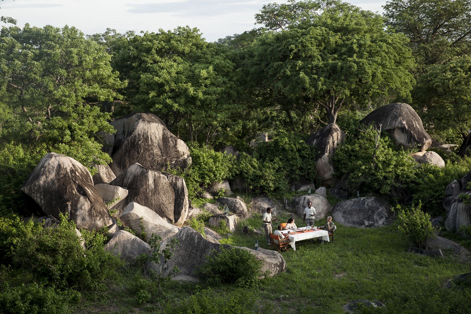 Bush lunch at Jabali Ridge in Tanzania 